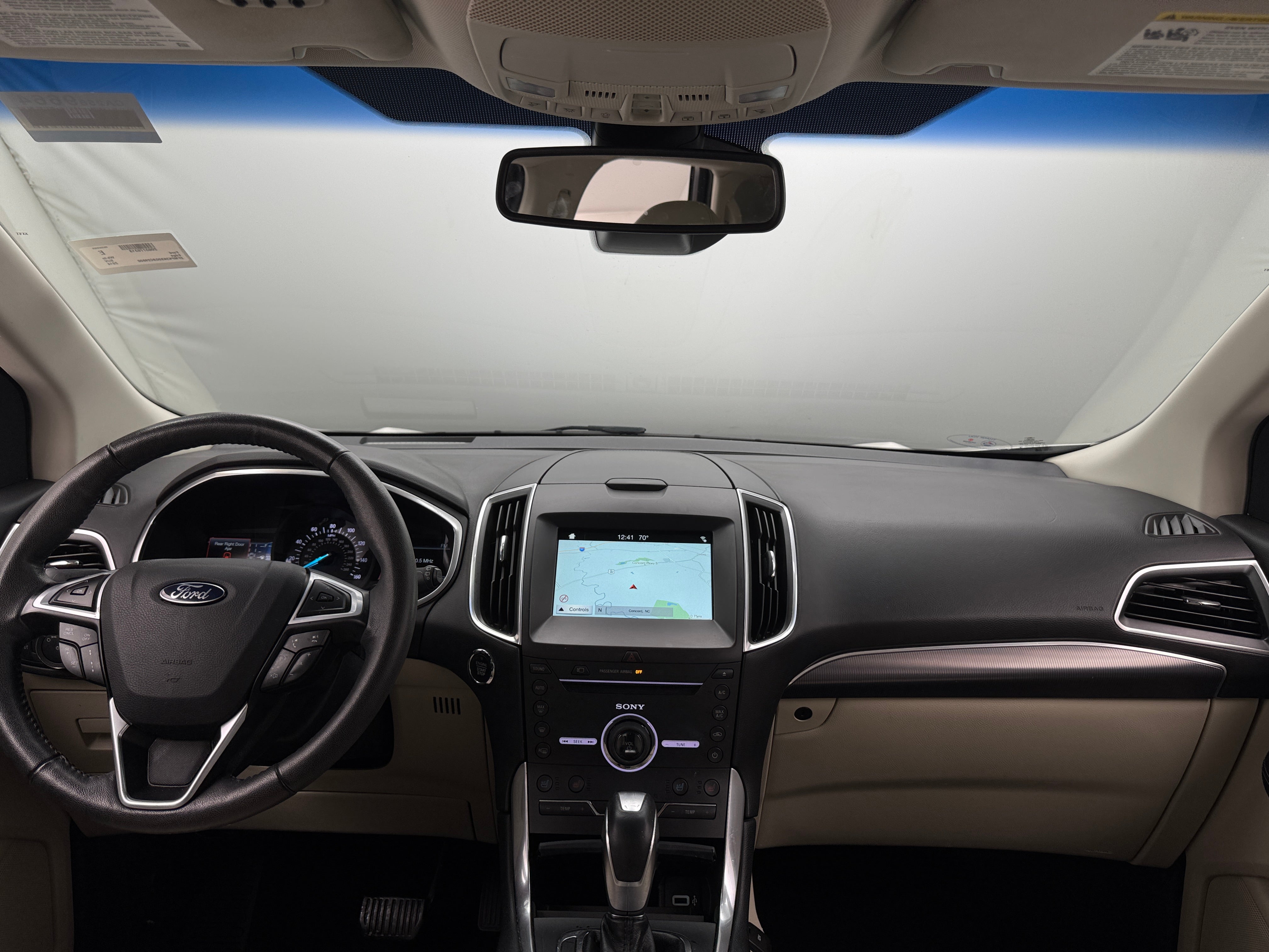 2016 Ford Edge Titanium 2