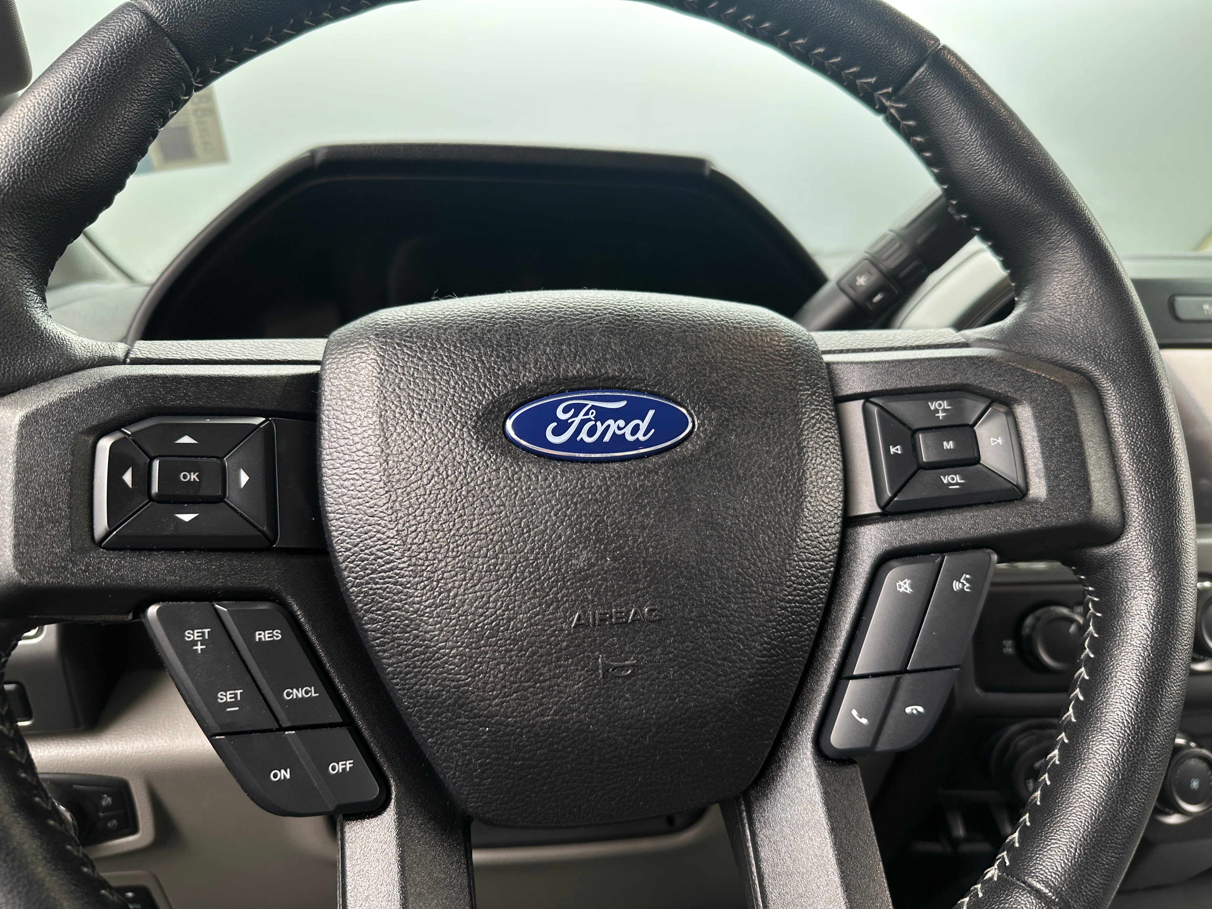2020 Ford Econoline E-150 5