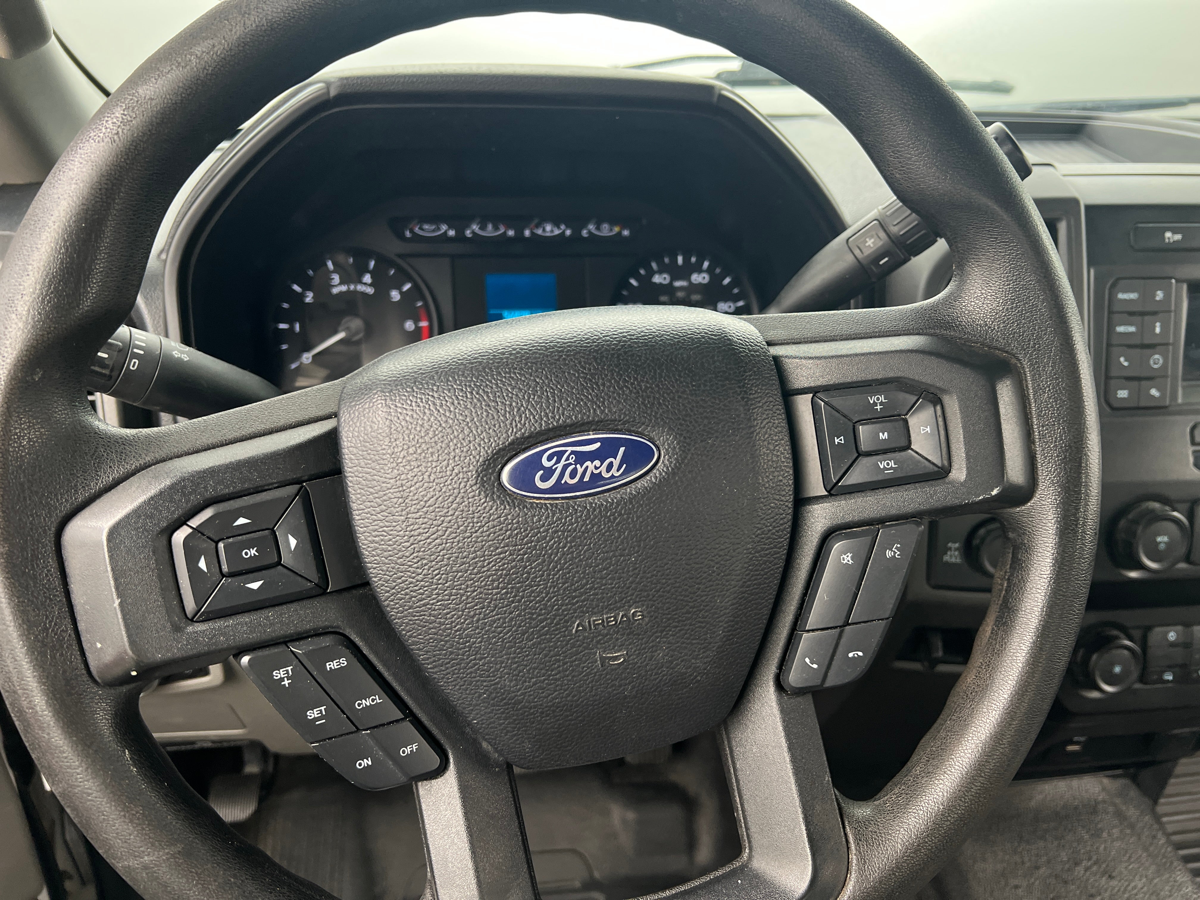 2020 Ford Econoline E-250 5