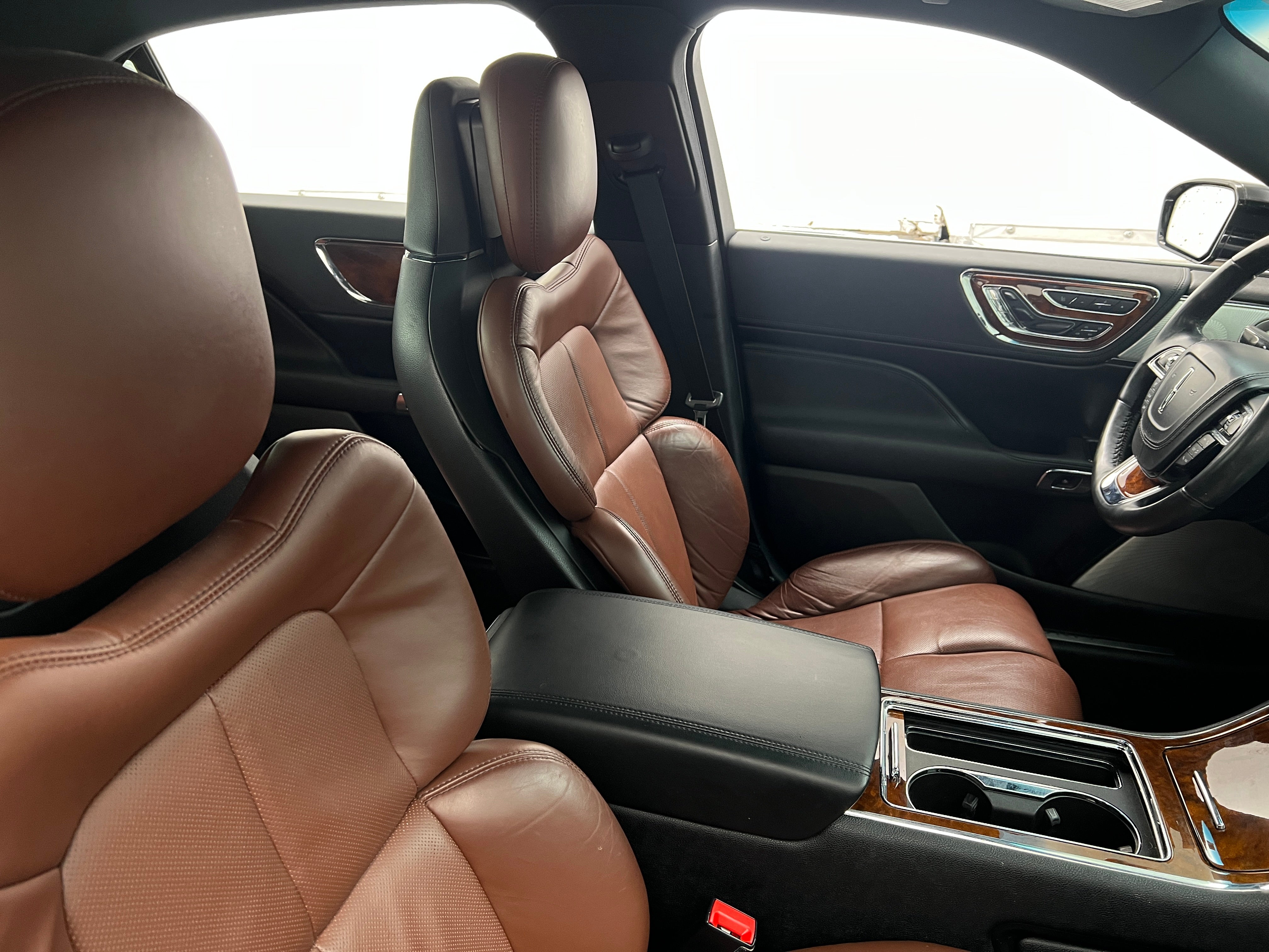 2017 Lincoln Continental Reserve 2