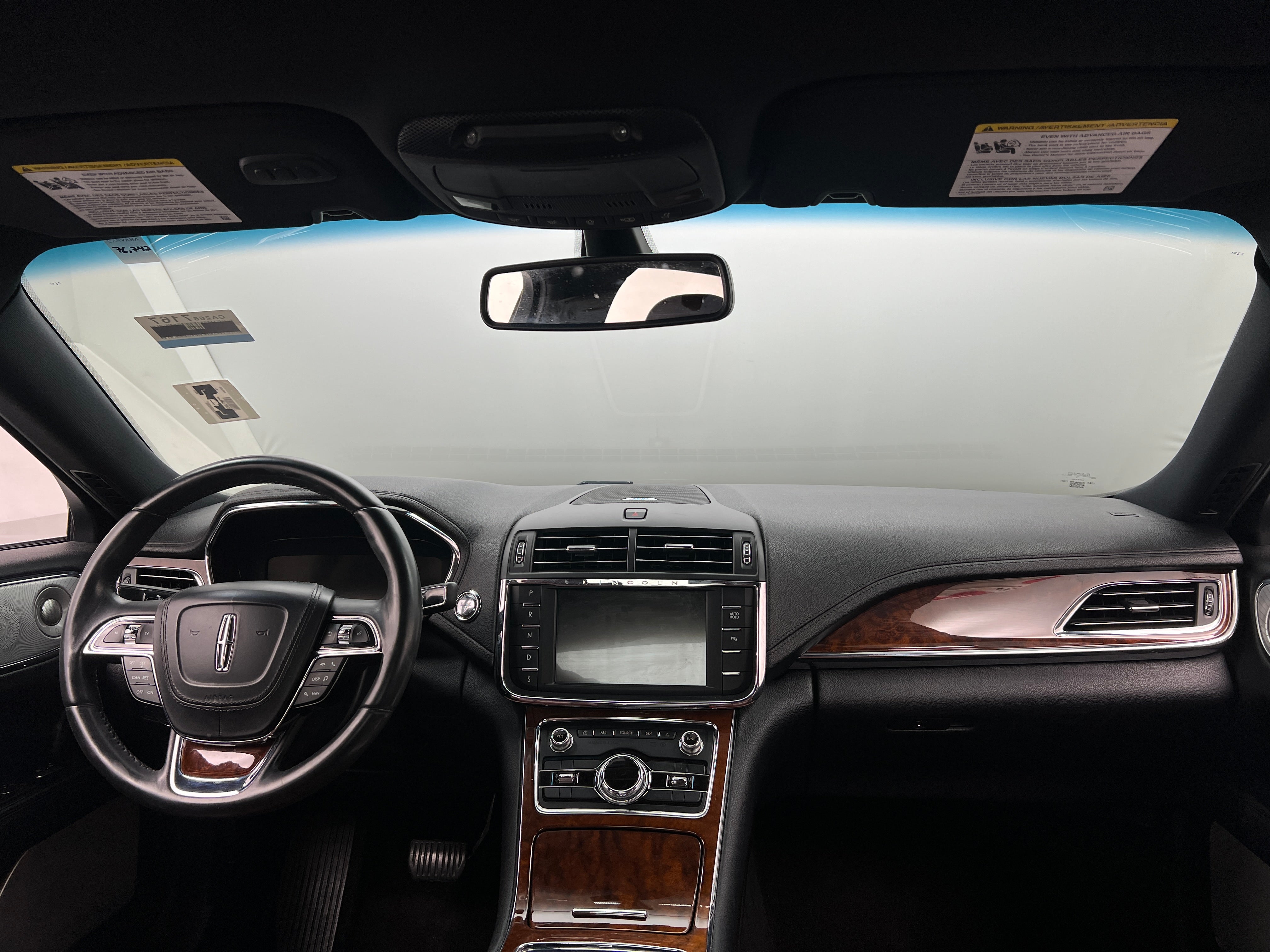 2017 Lincoln Continental Reserve 3