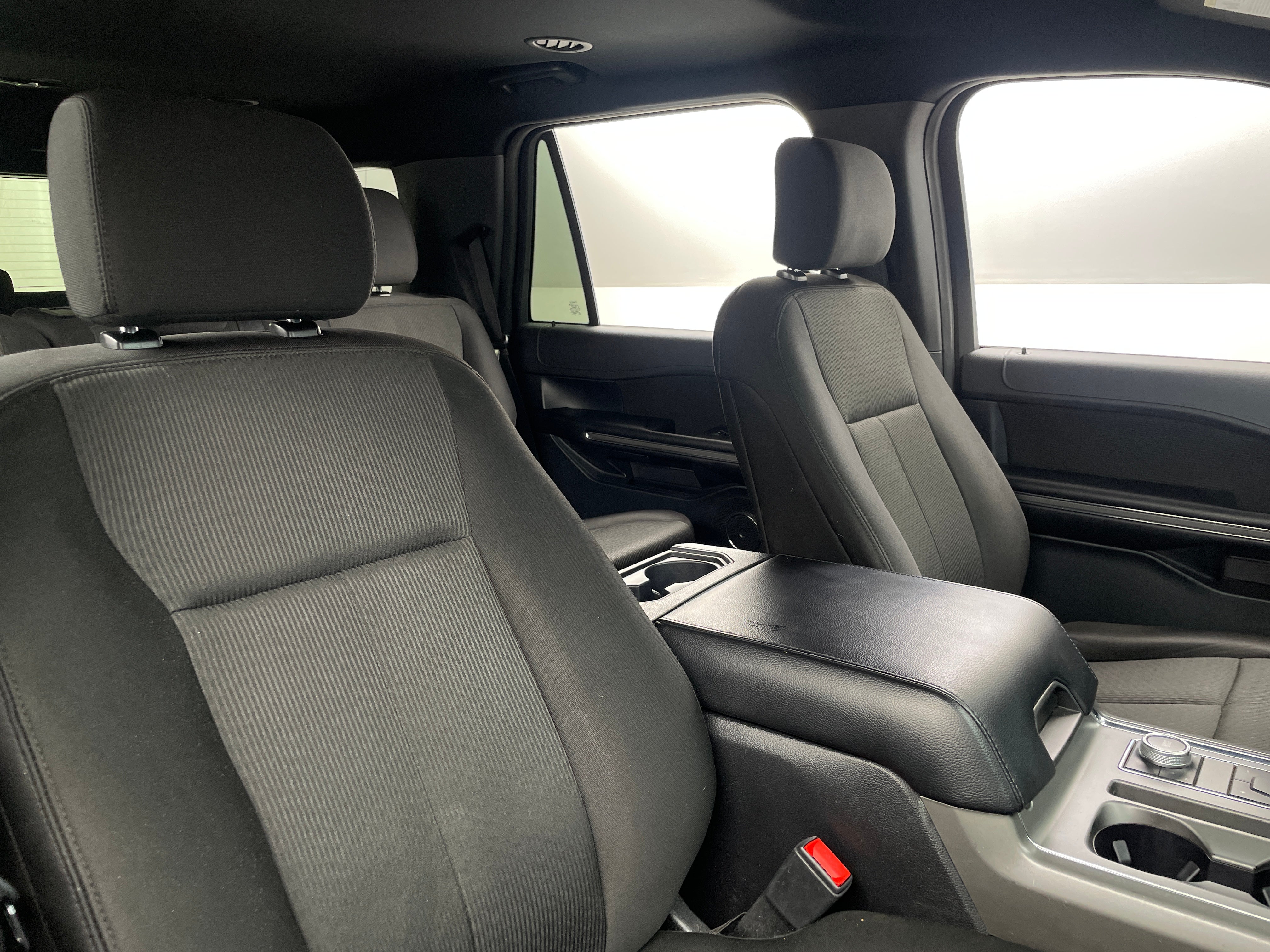 2019 Ford Expedition XLT 2