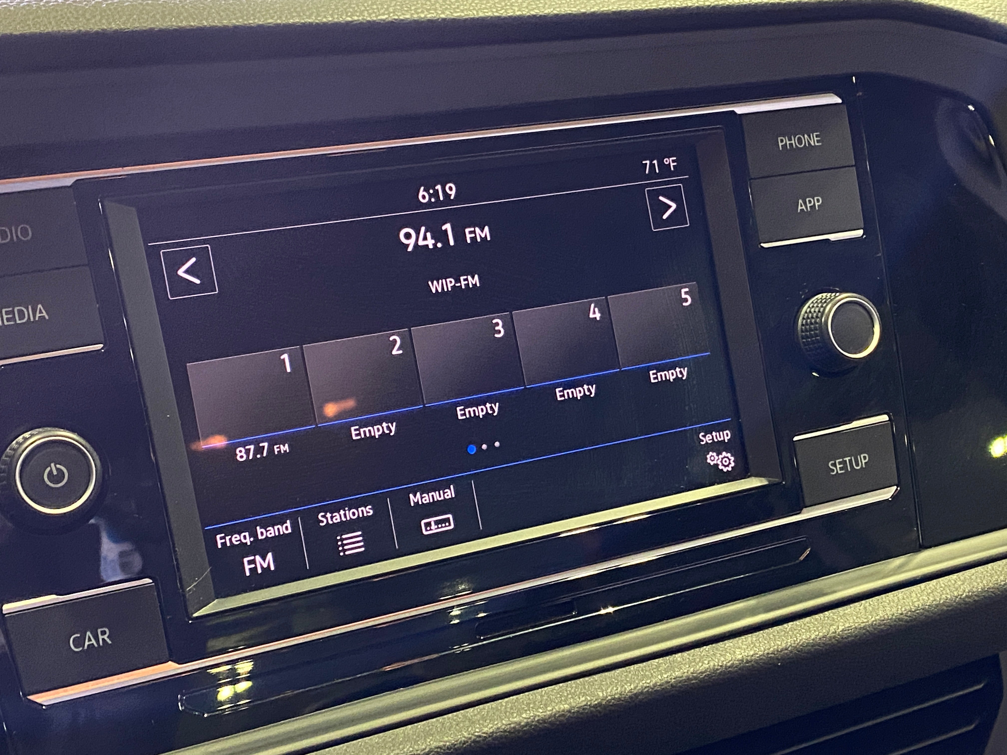 2019 Volkswagen Jetta R-Line 3