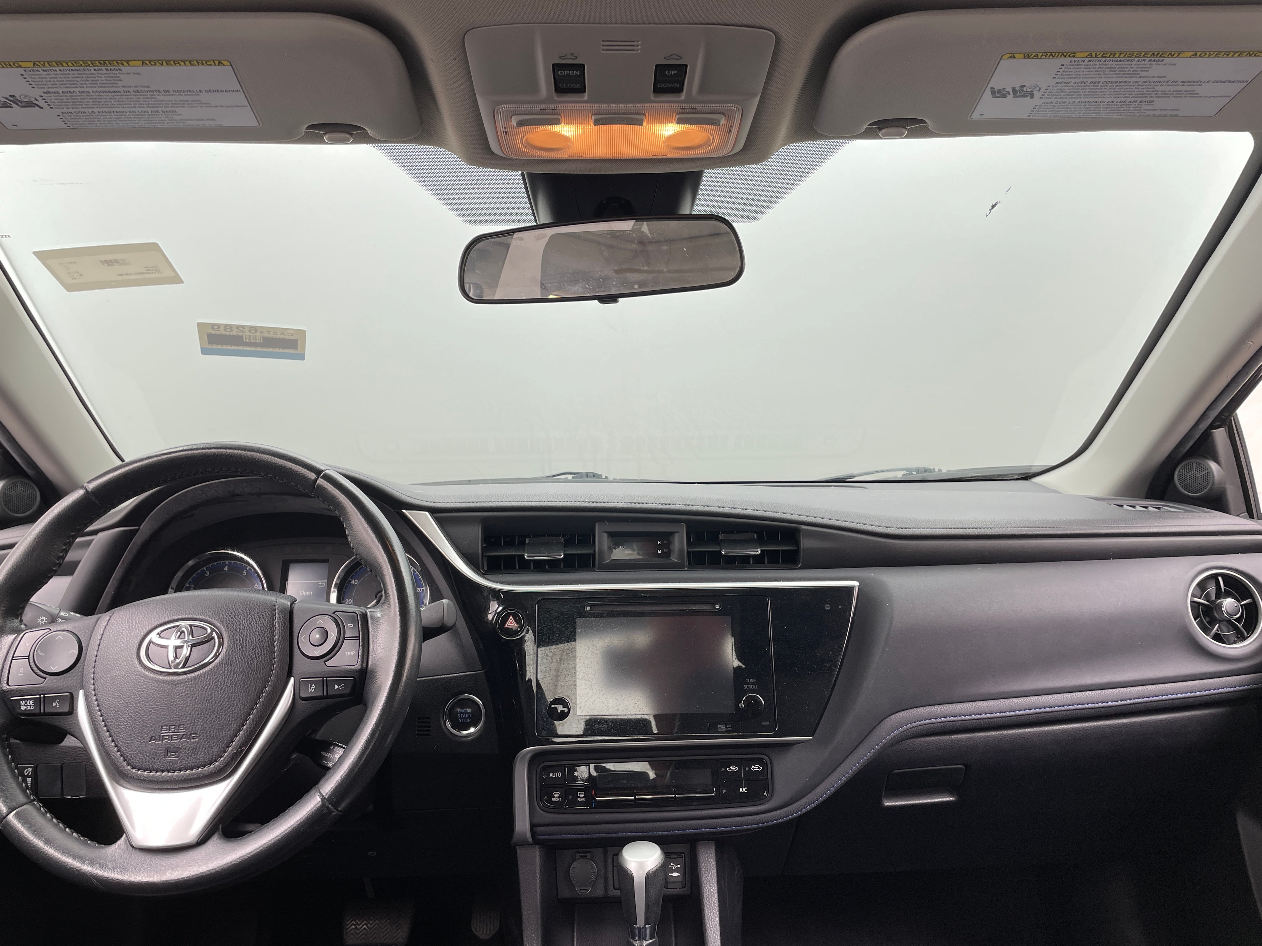 2019 Toyota Corolla XSE 2