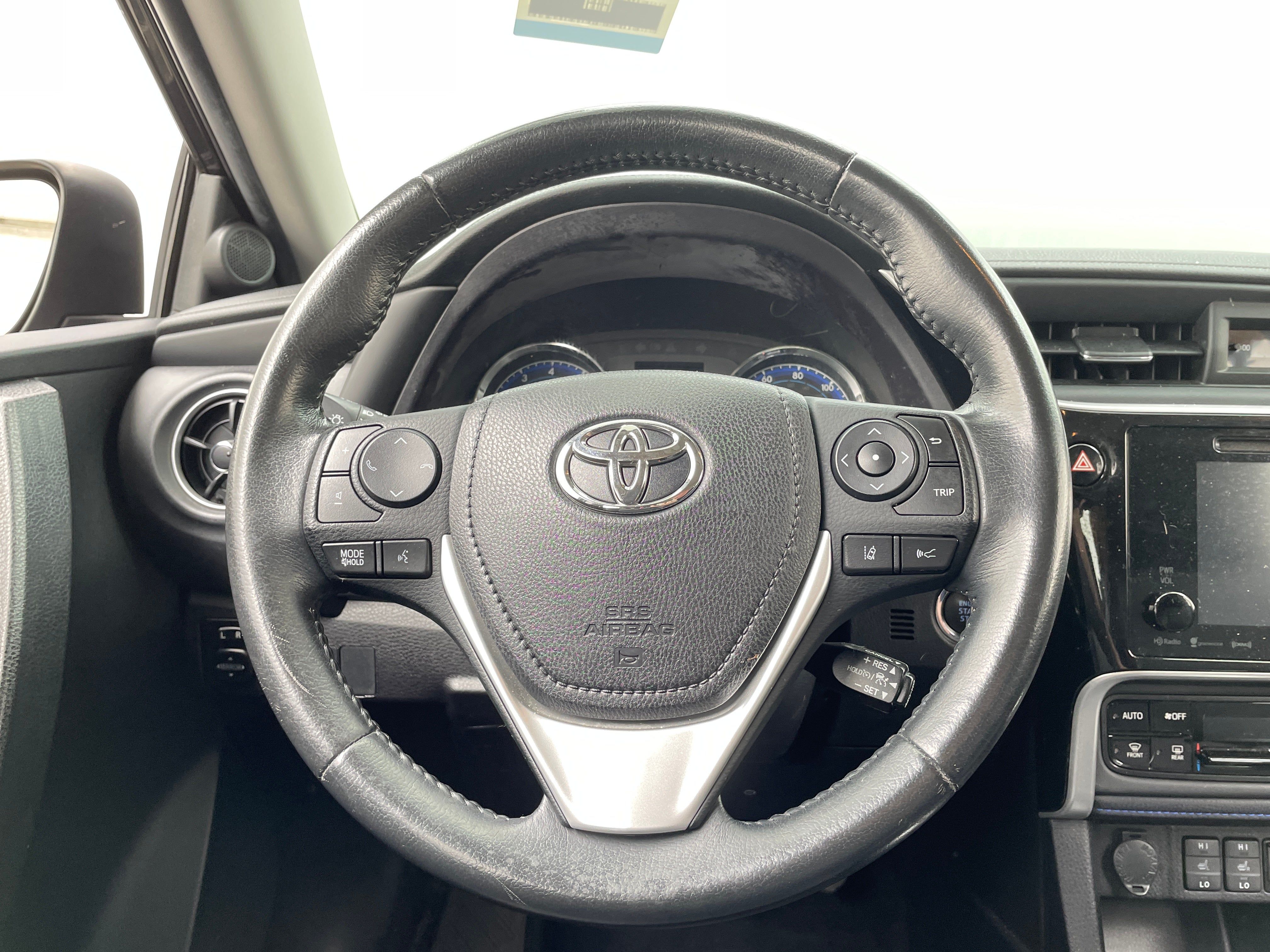 2019 Toyota Corolla XSE 4