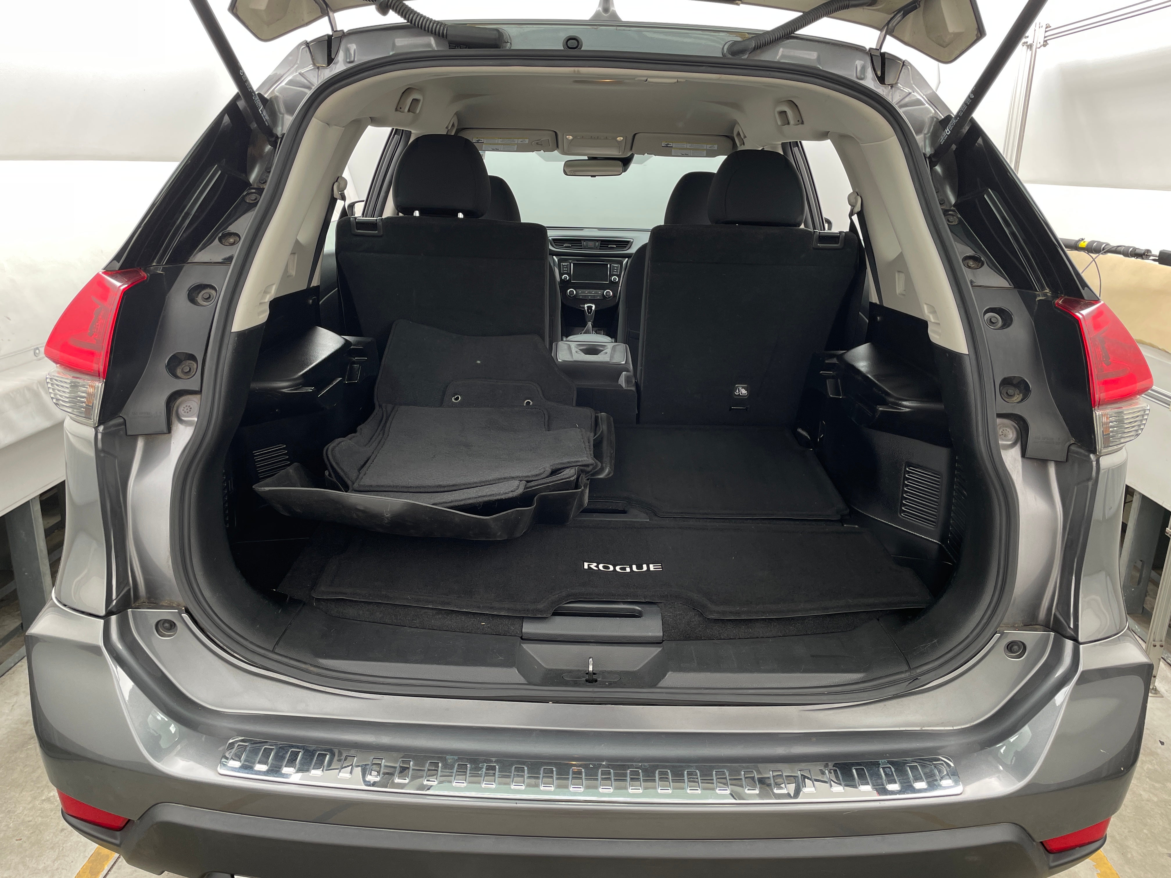 2019 Nissan Rogue S 7