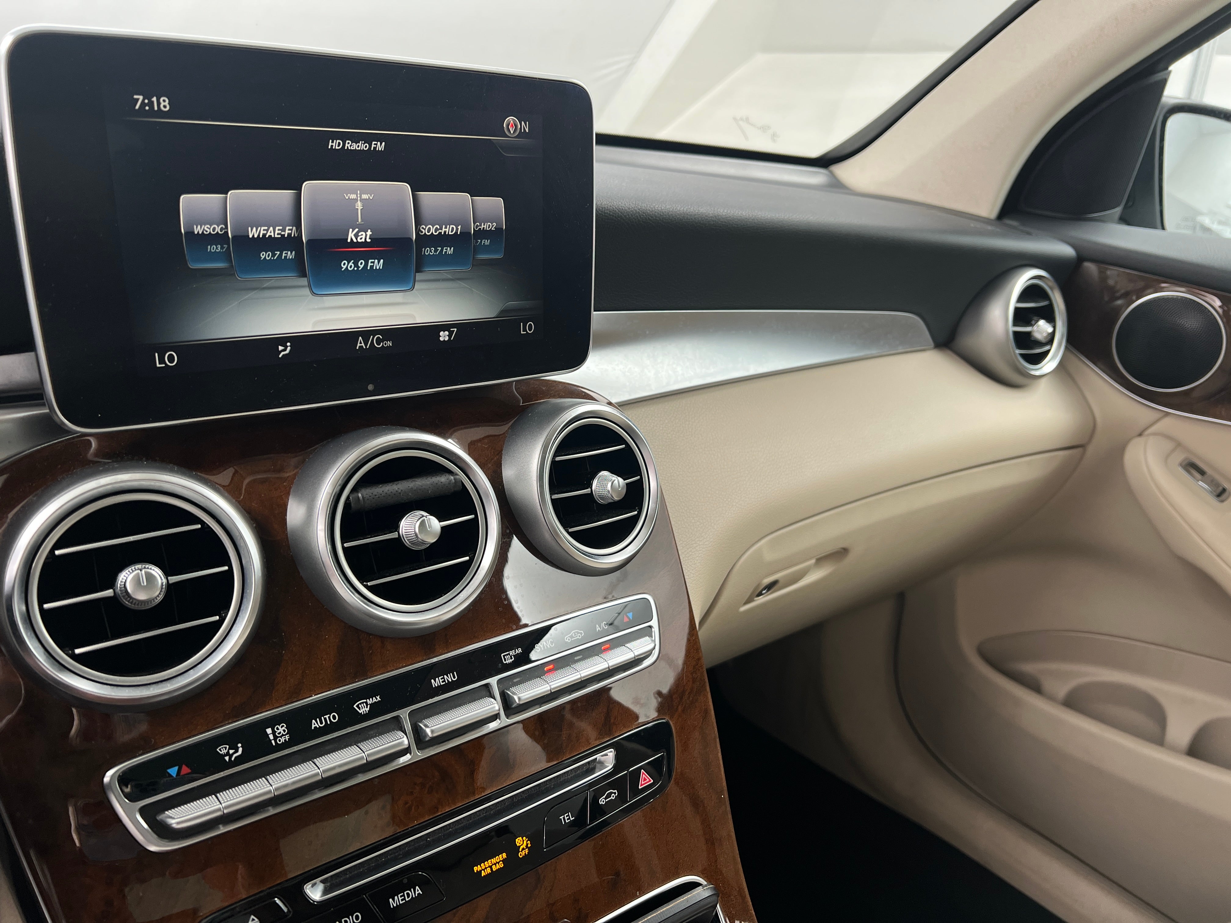2018 Mercedes-Benz GLC 300 3