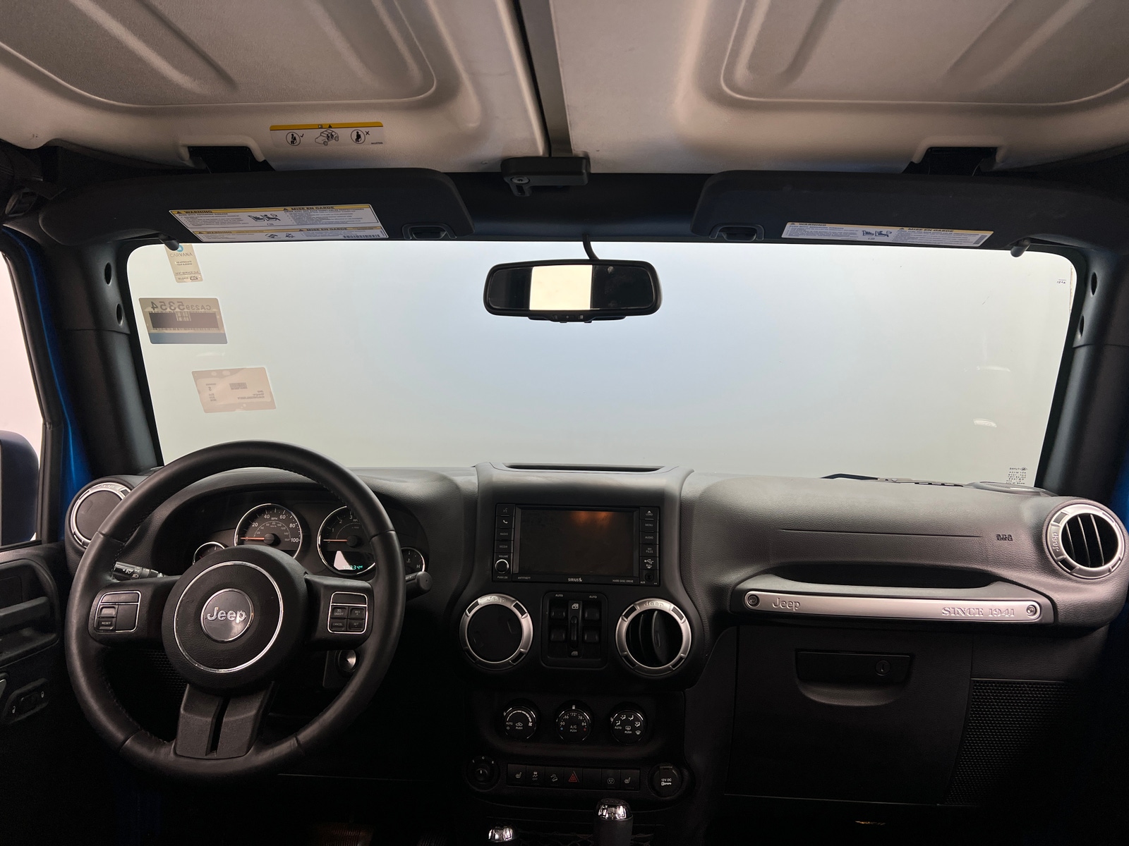 Thumbnail: 2016 Jeep Wrangler - 3