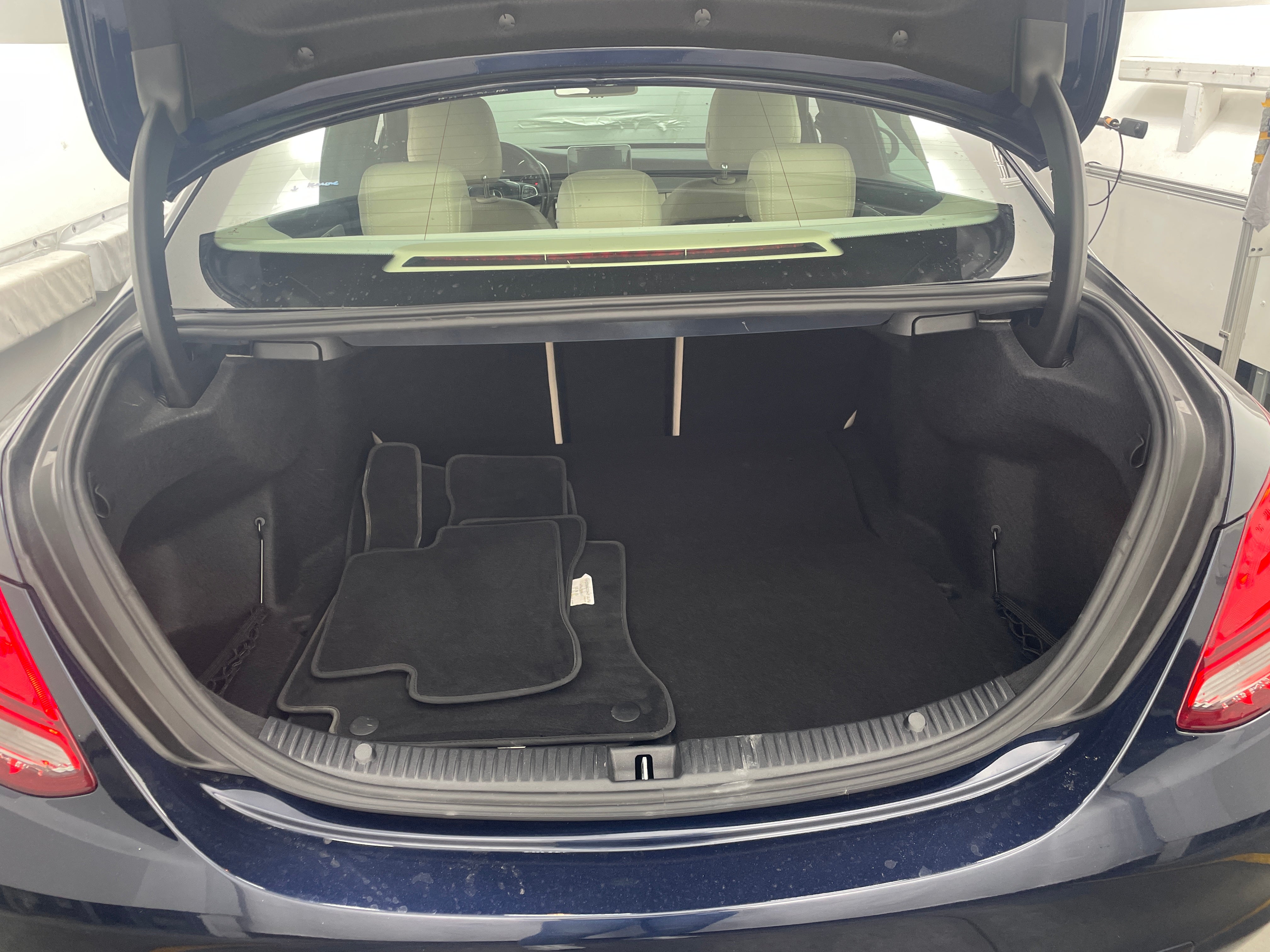 2016 Mercedes-Benz C-Class C 300 6
