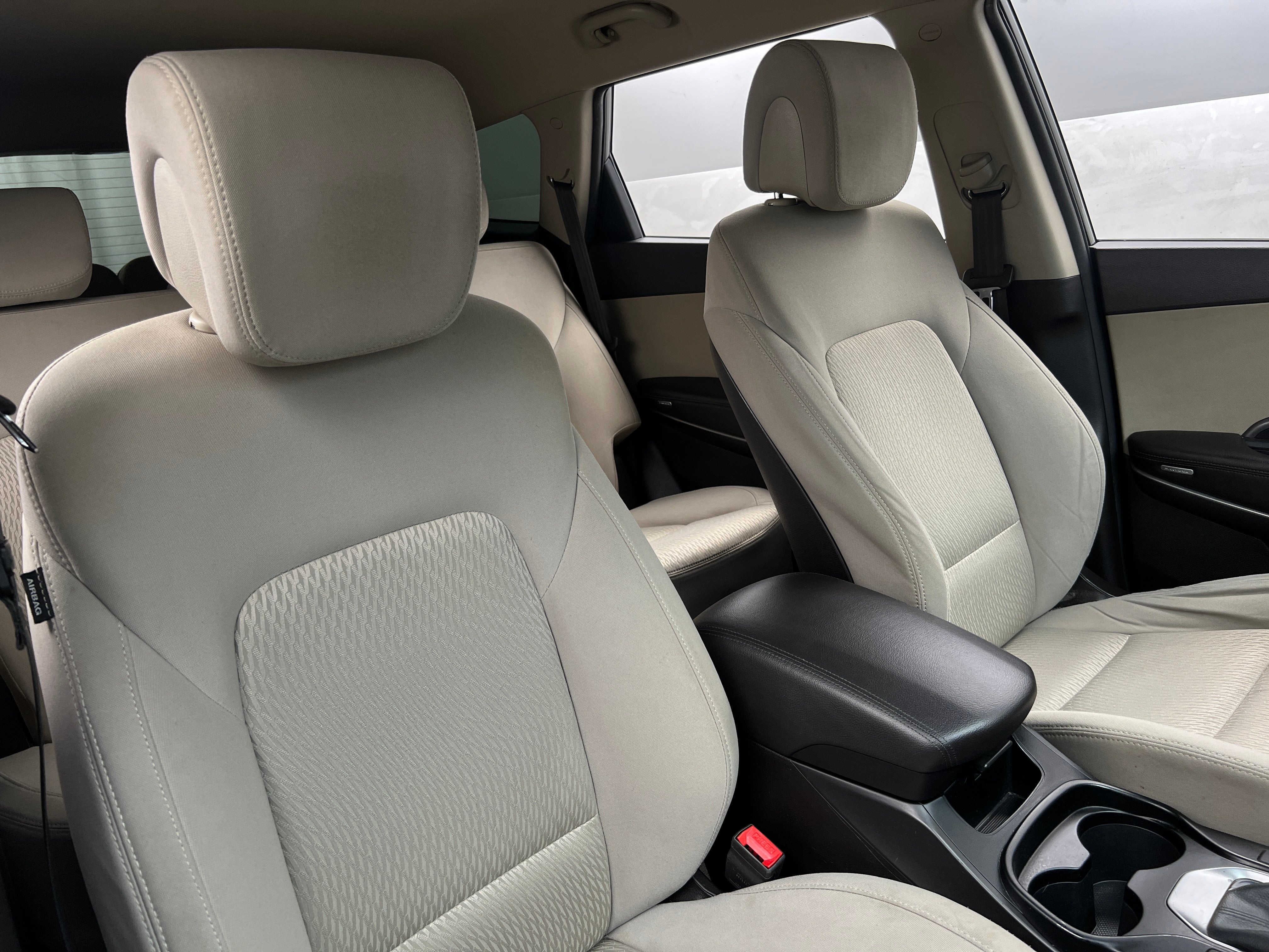 2017 Hyundai Santa Fe SE 2
