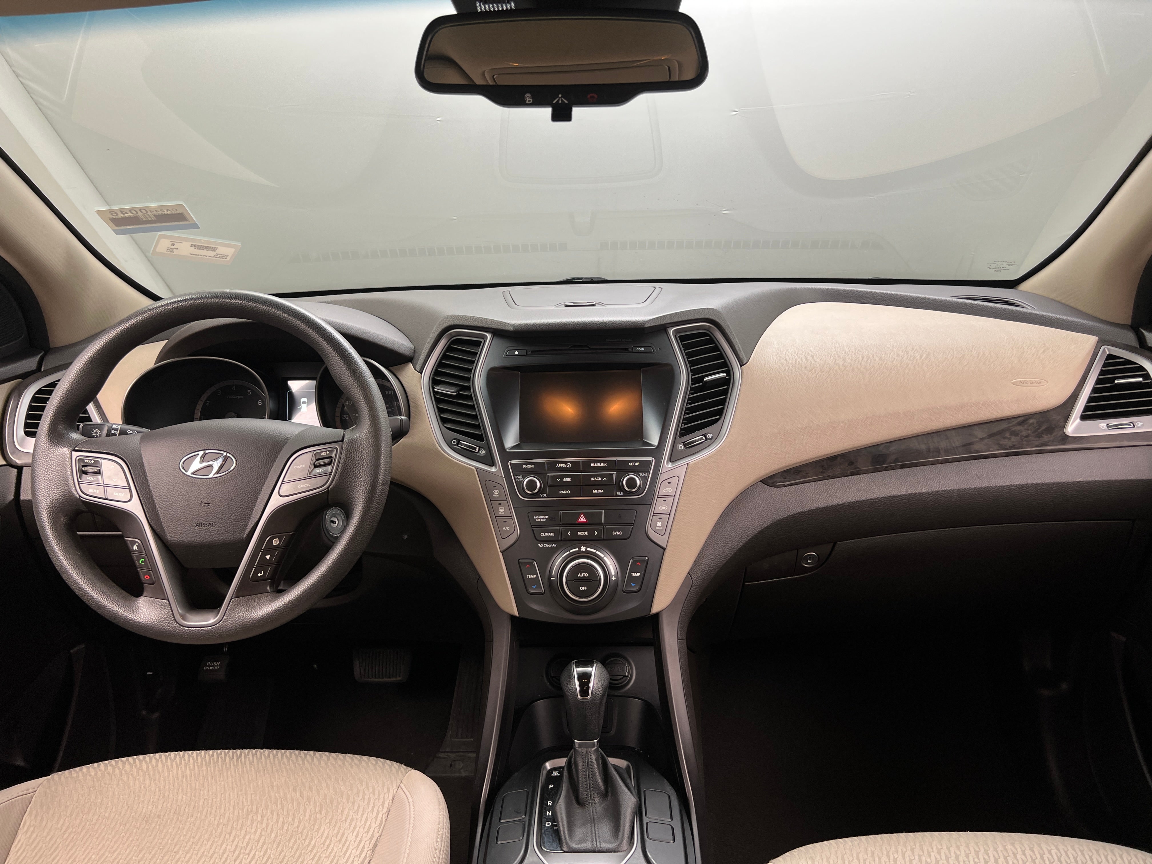 2017 Hyundai Santa Fe SE 3