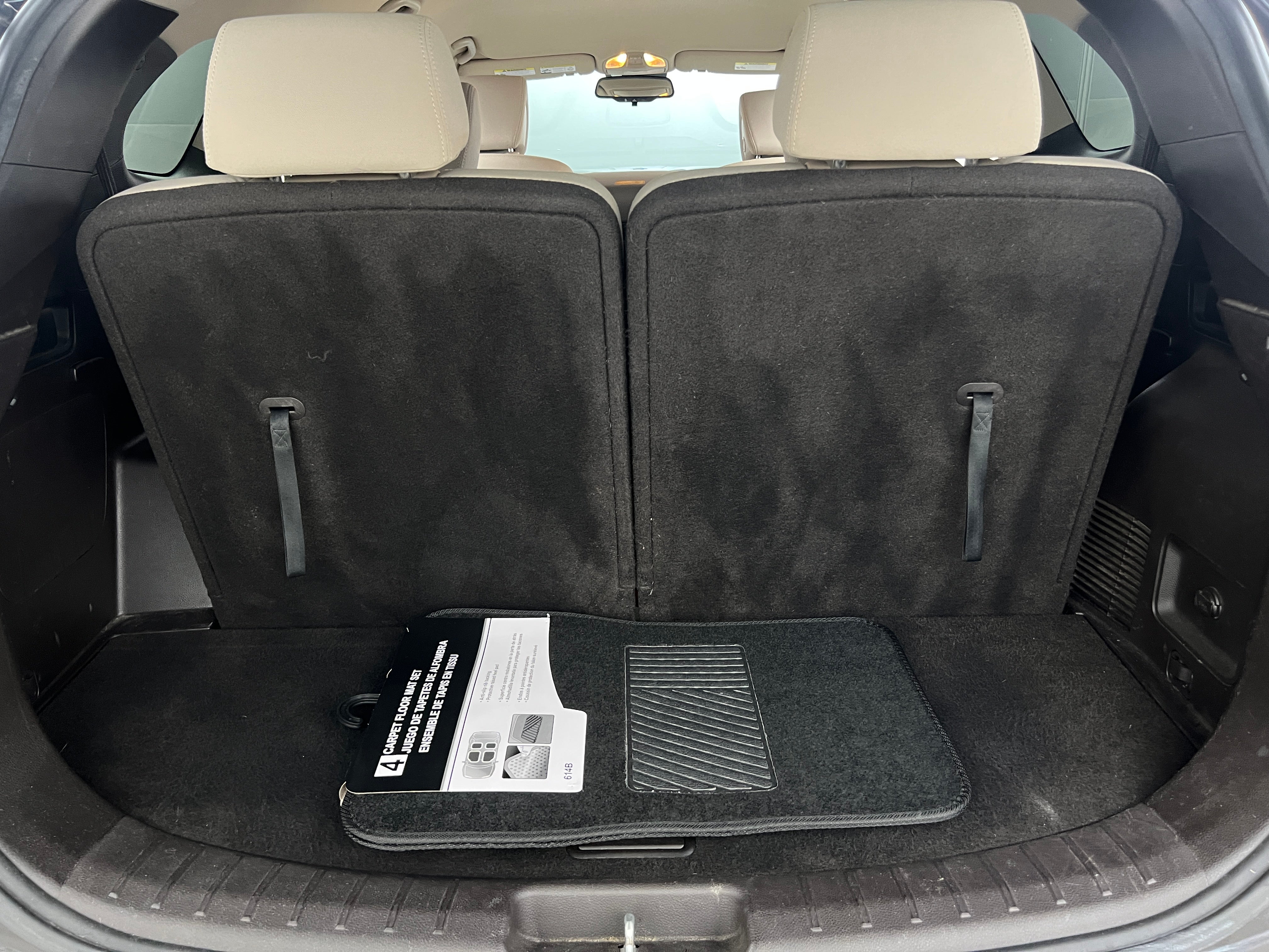 2017 Hyundai Santa Fe SE 7