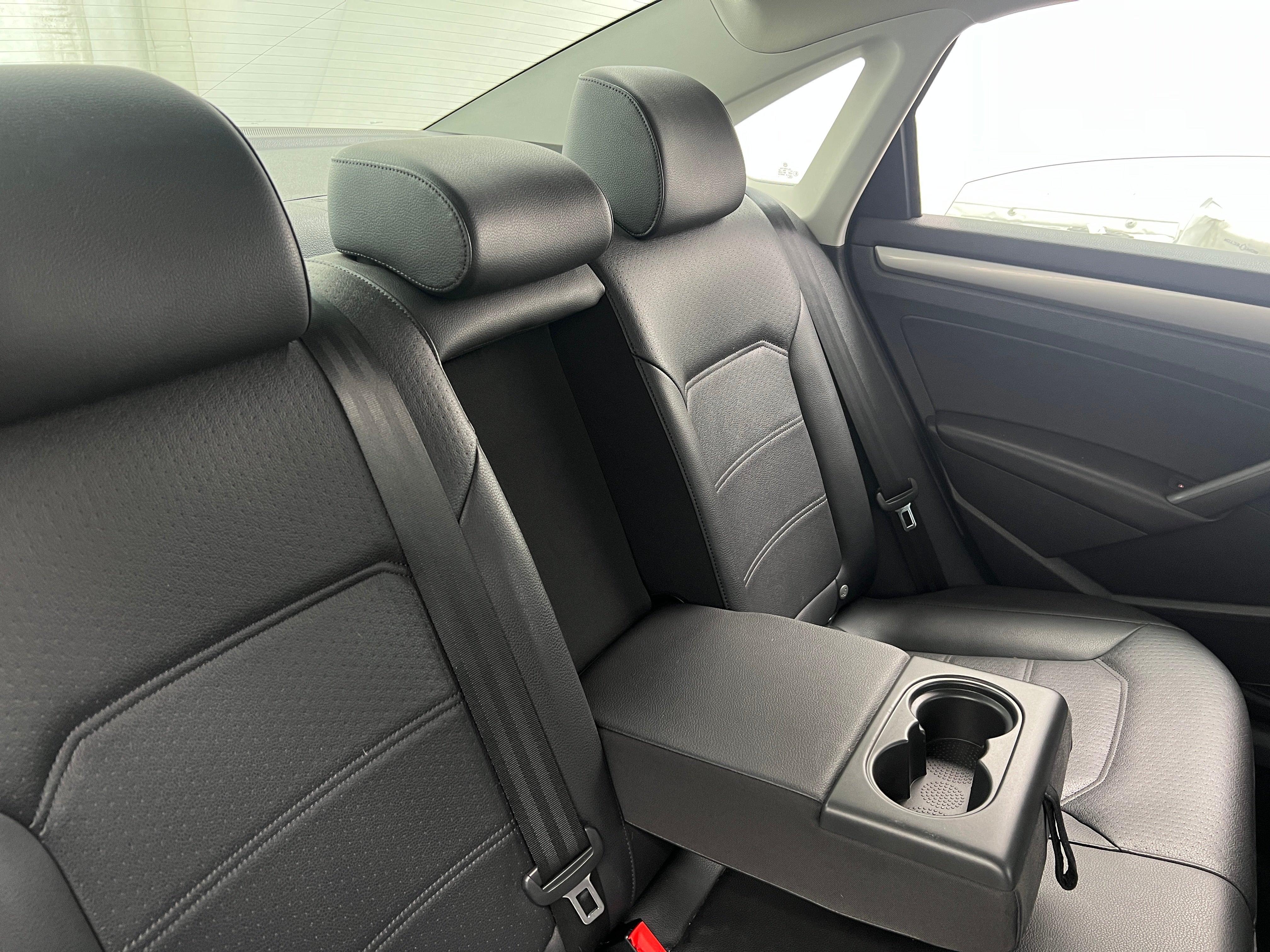 2015 Volkswagen Passat Limited Edition 5