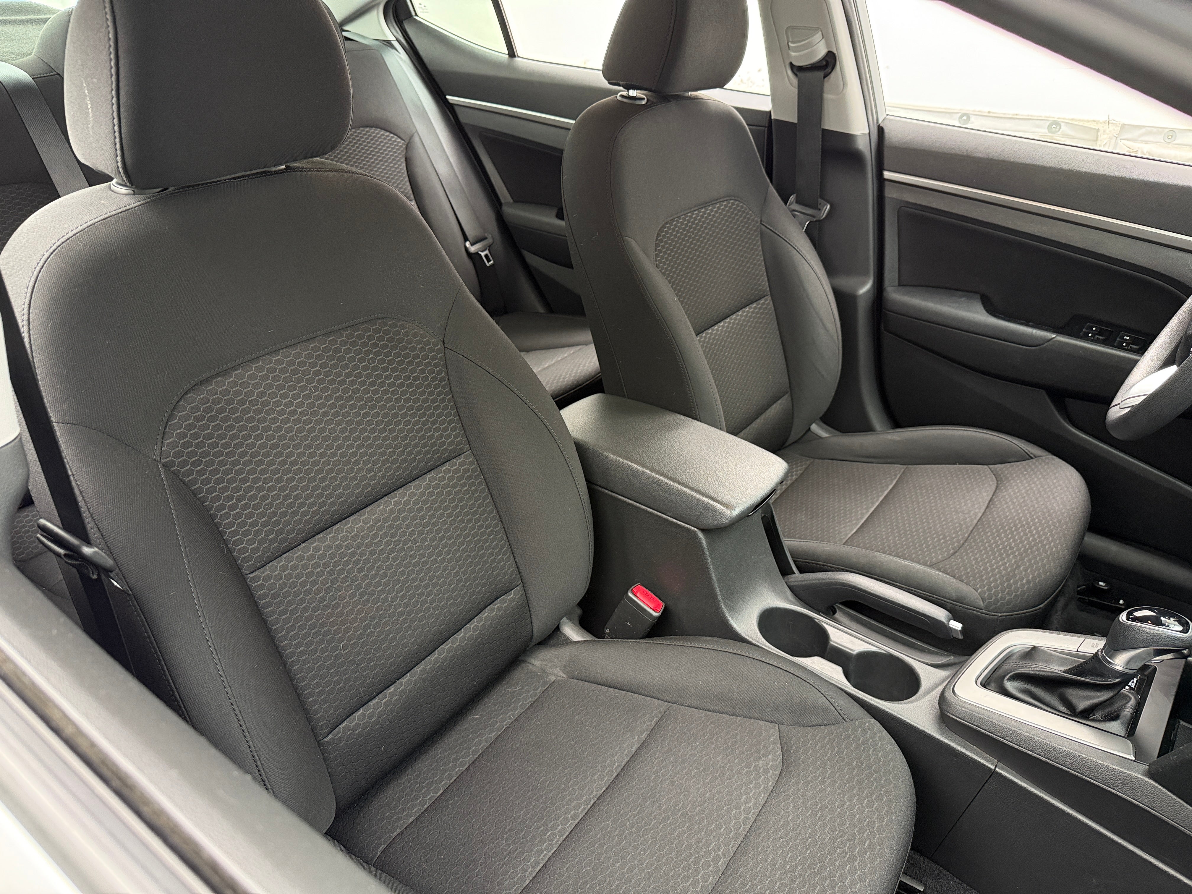 2020 Hyundai Elantra SEL 2