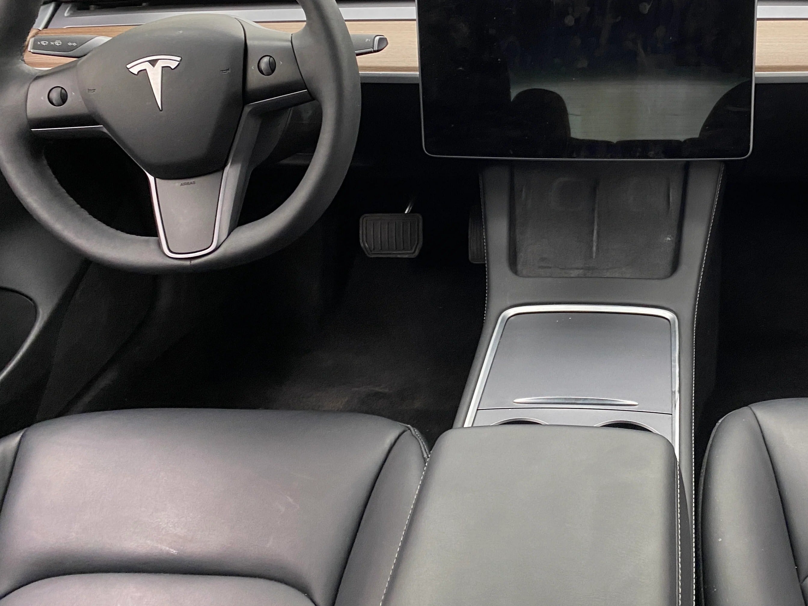 2023 Tesla Model 3 Standard Range 2