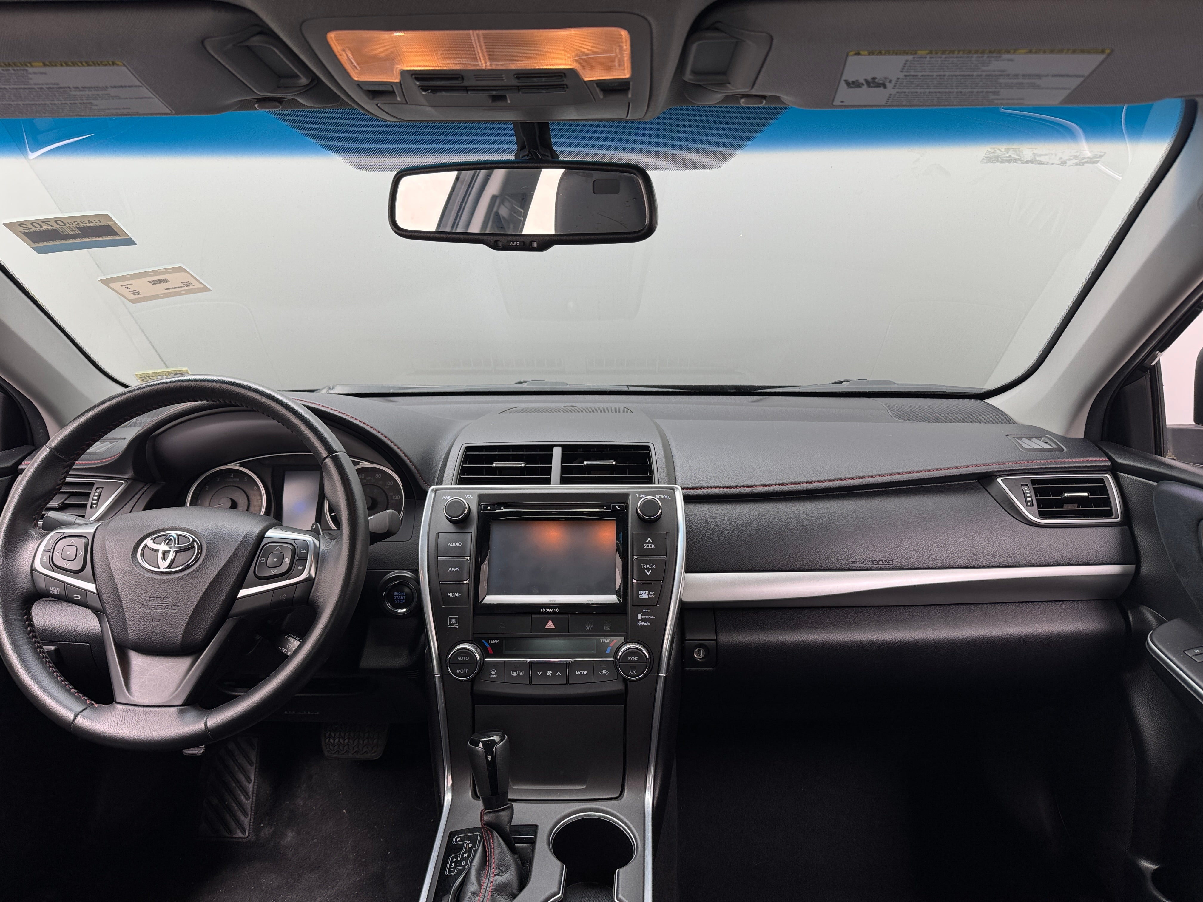 2016 Toyota Camry XSE 2