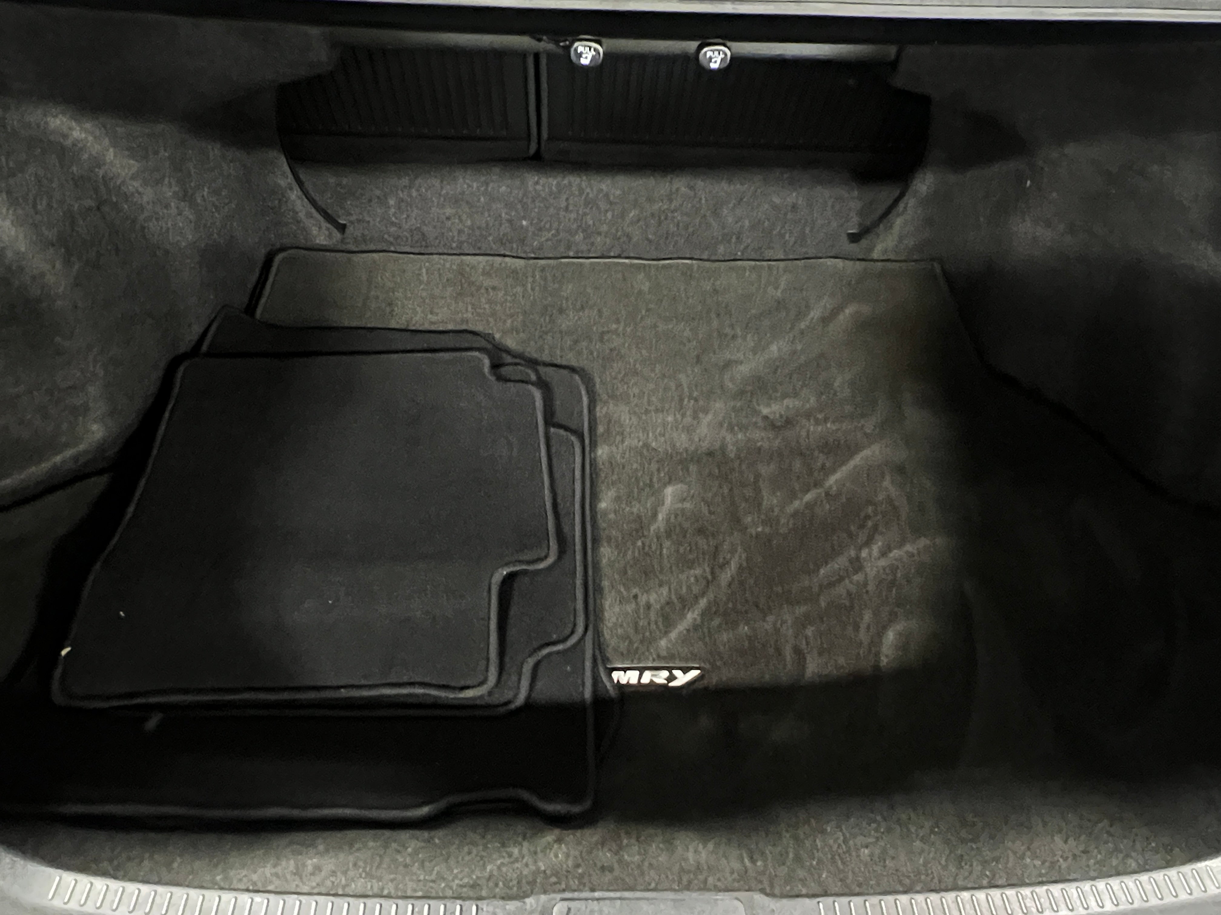 2016 Toyota Camry XSE 6