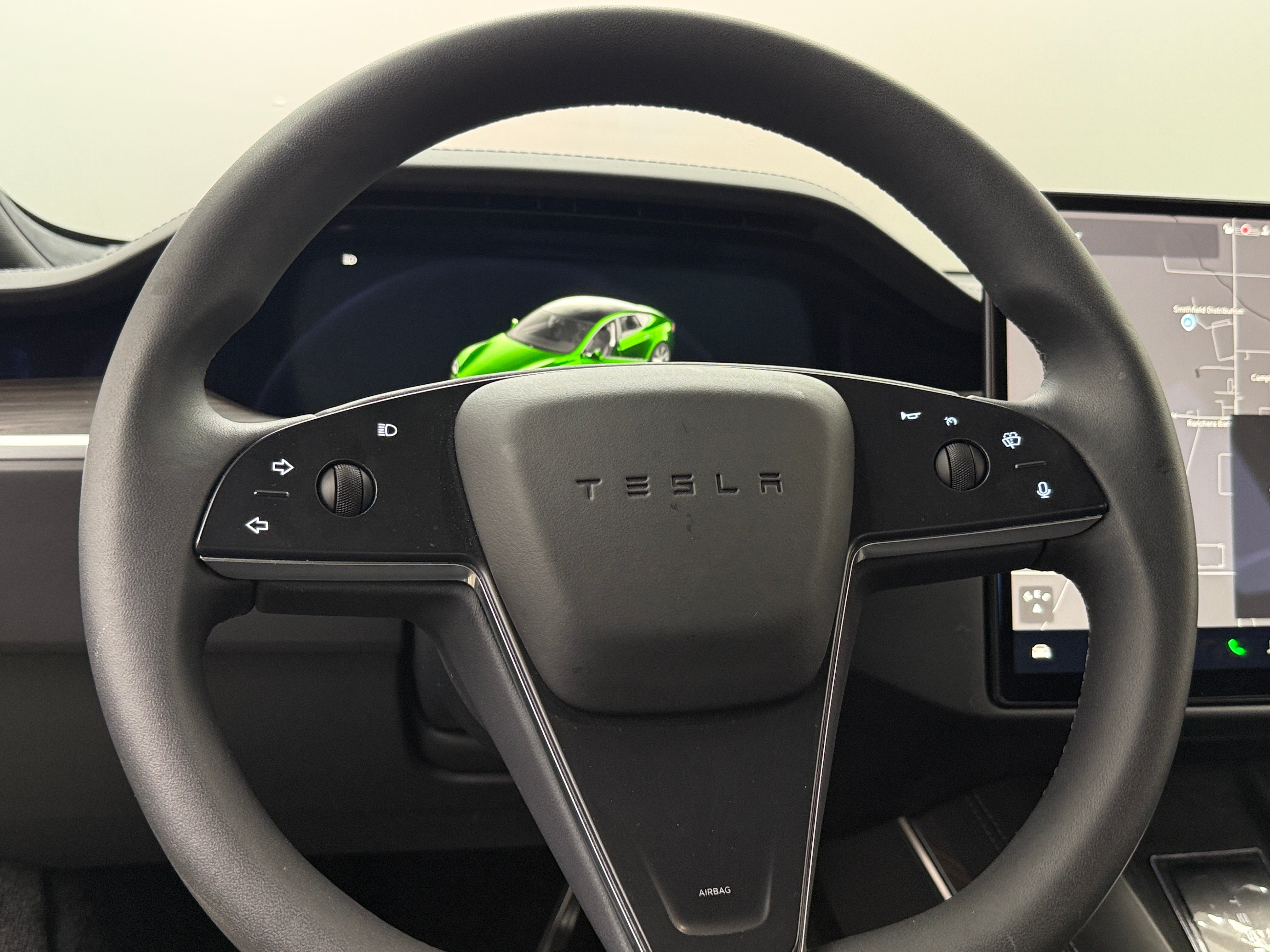 2023 Tesla Model S  4