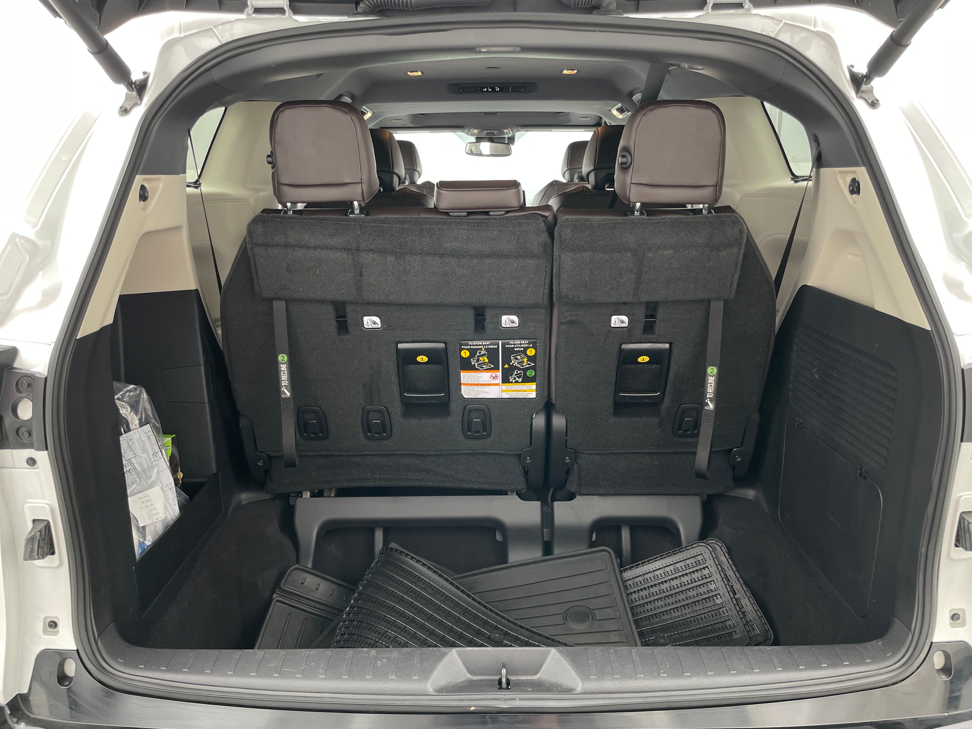 2022 Toyota Sienna Platinum 6