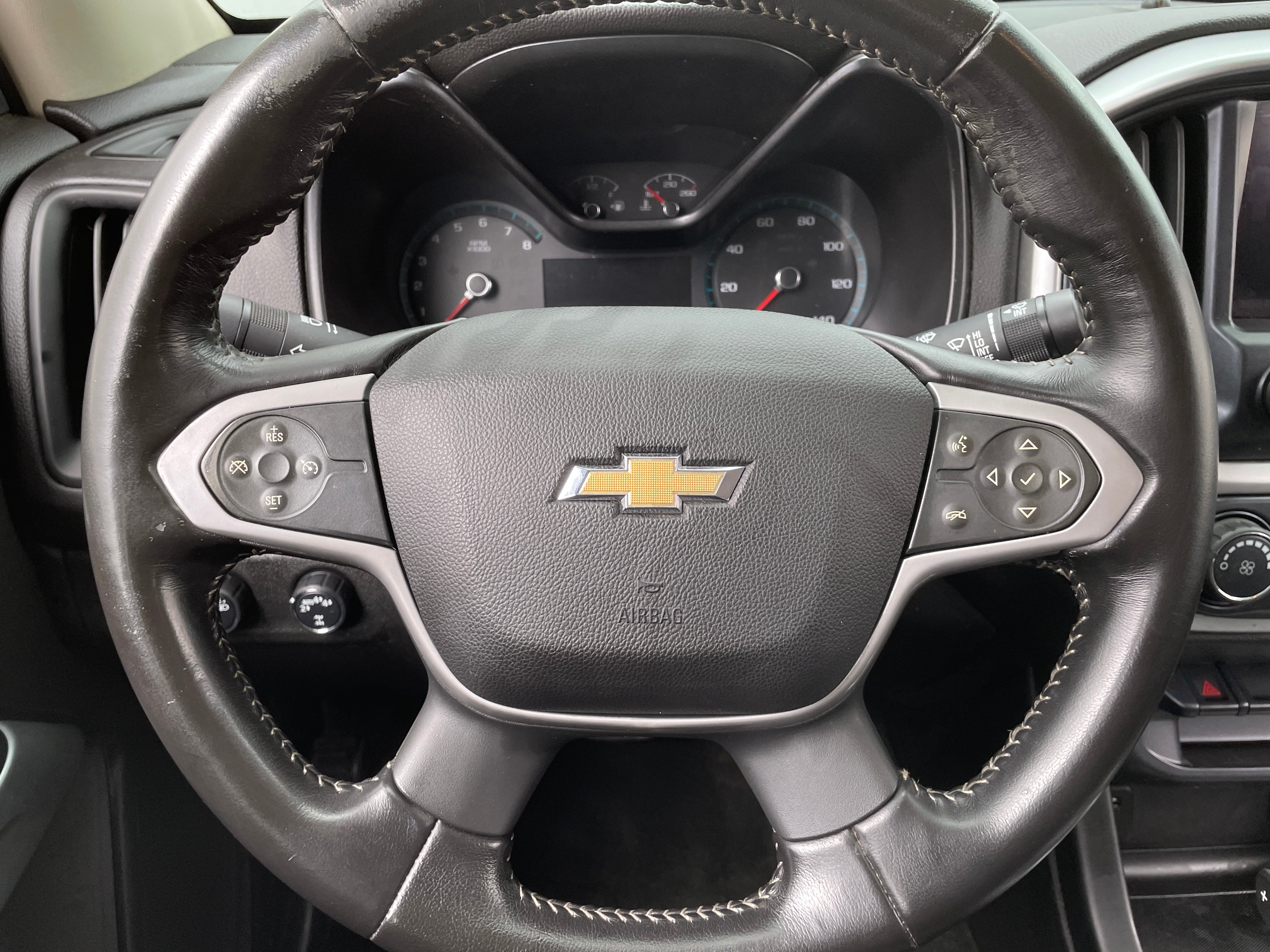 2017 Chevrolet Colorado LT 5