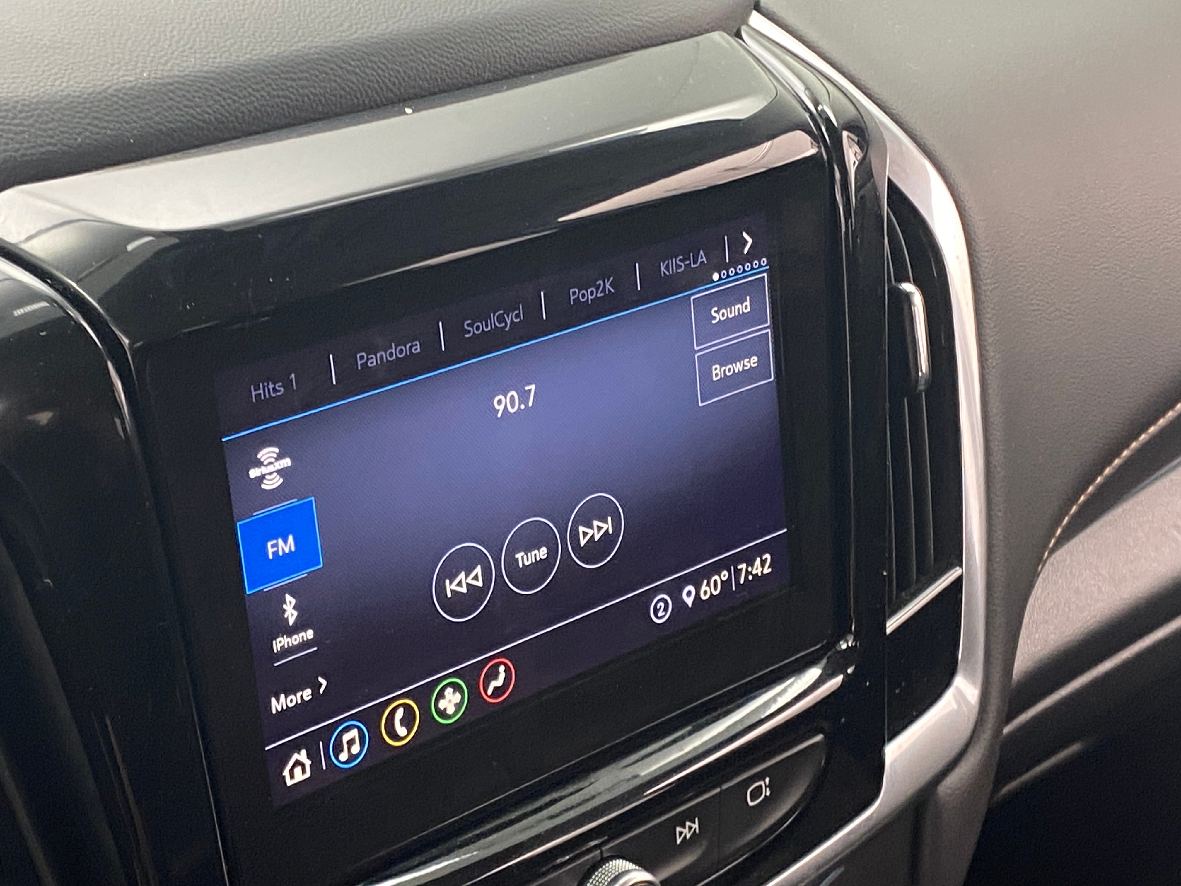 2020 Chevrolet Traverse LT 4