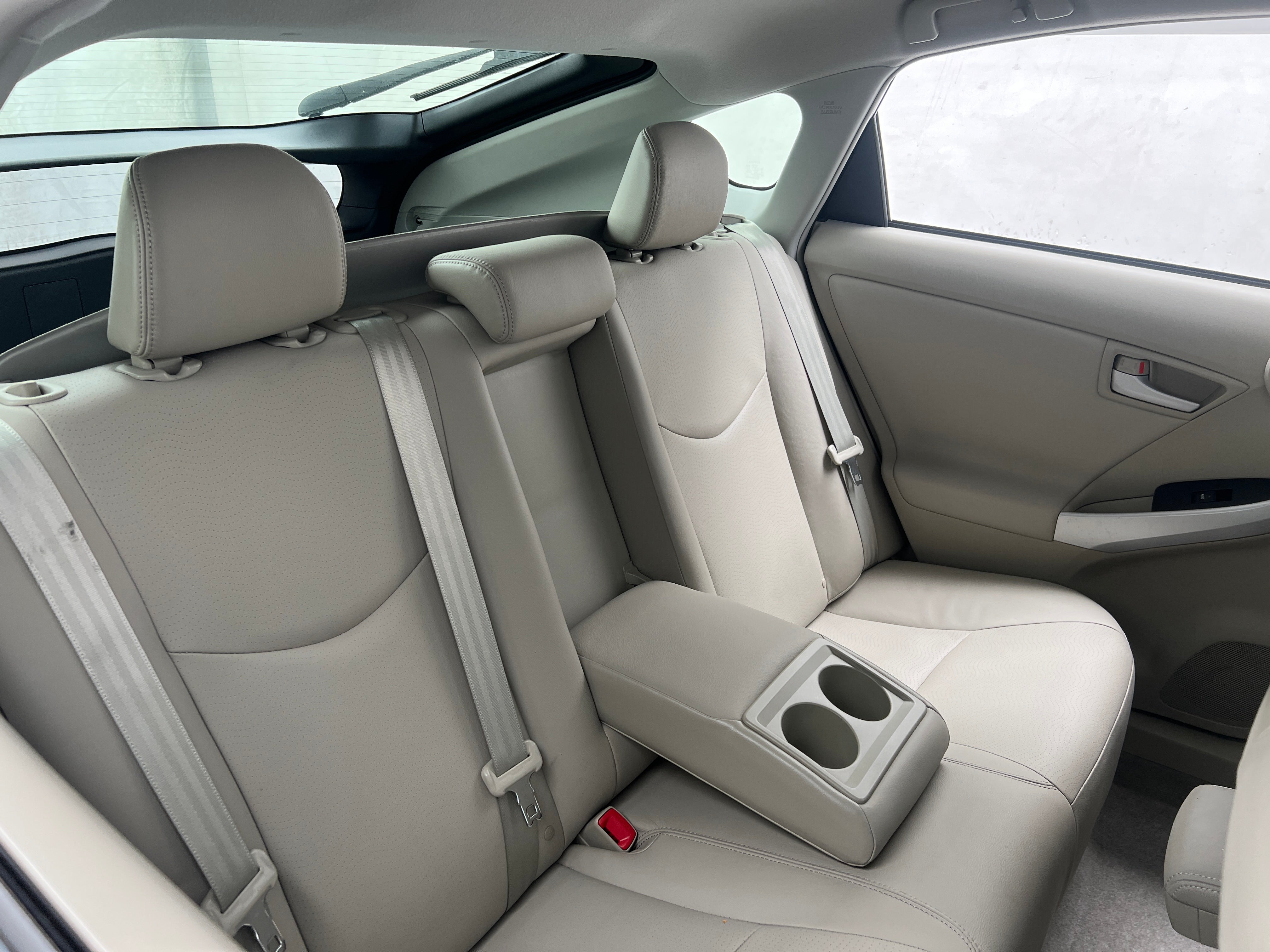 2010 Toyota Prius Four 5