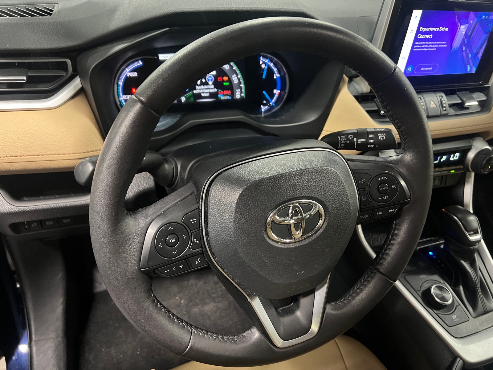 Thumbnail: 2024 Toyota RAV4 - 4