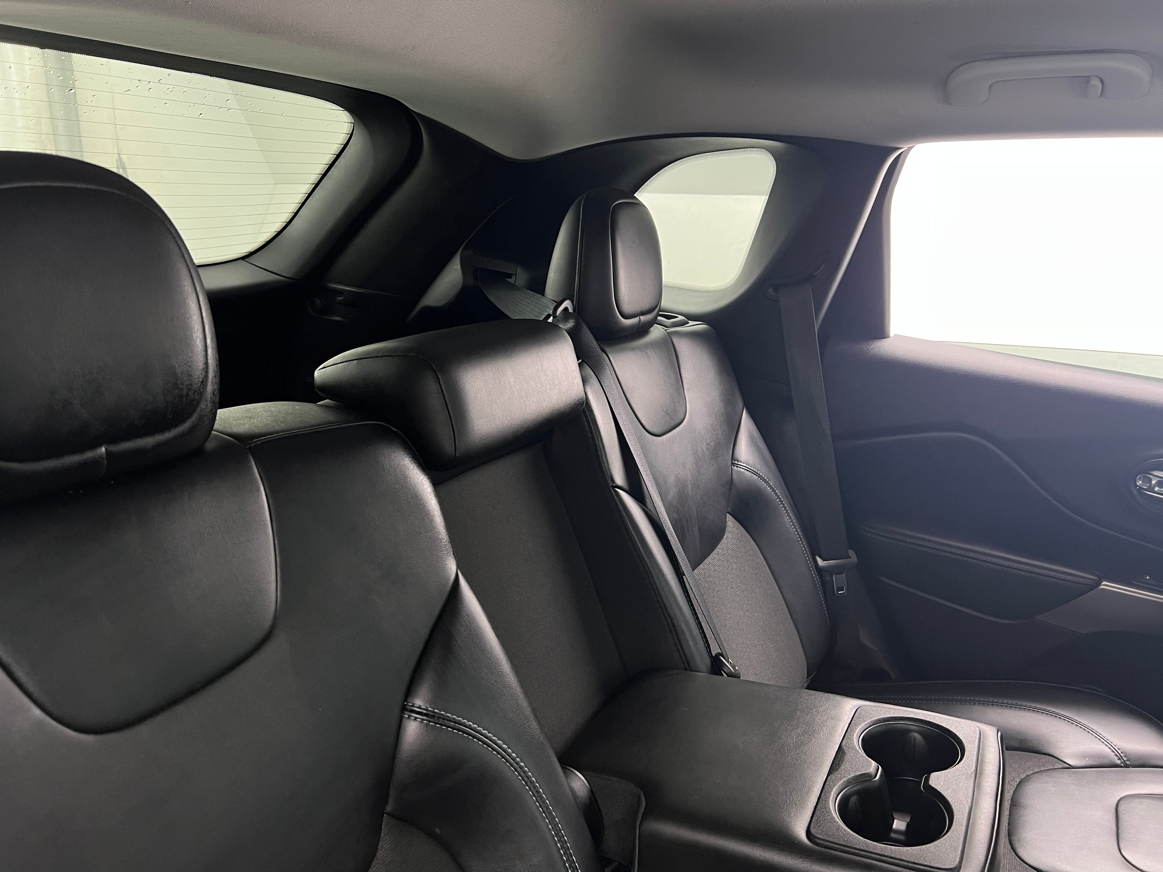 2020 Jeep Cherokee Latitude 6