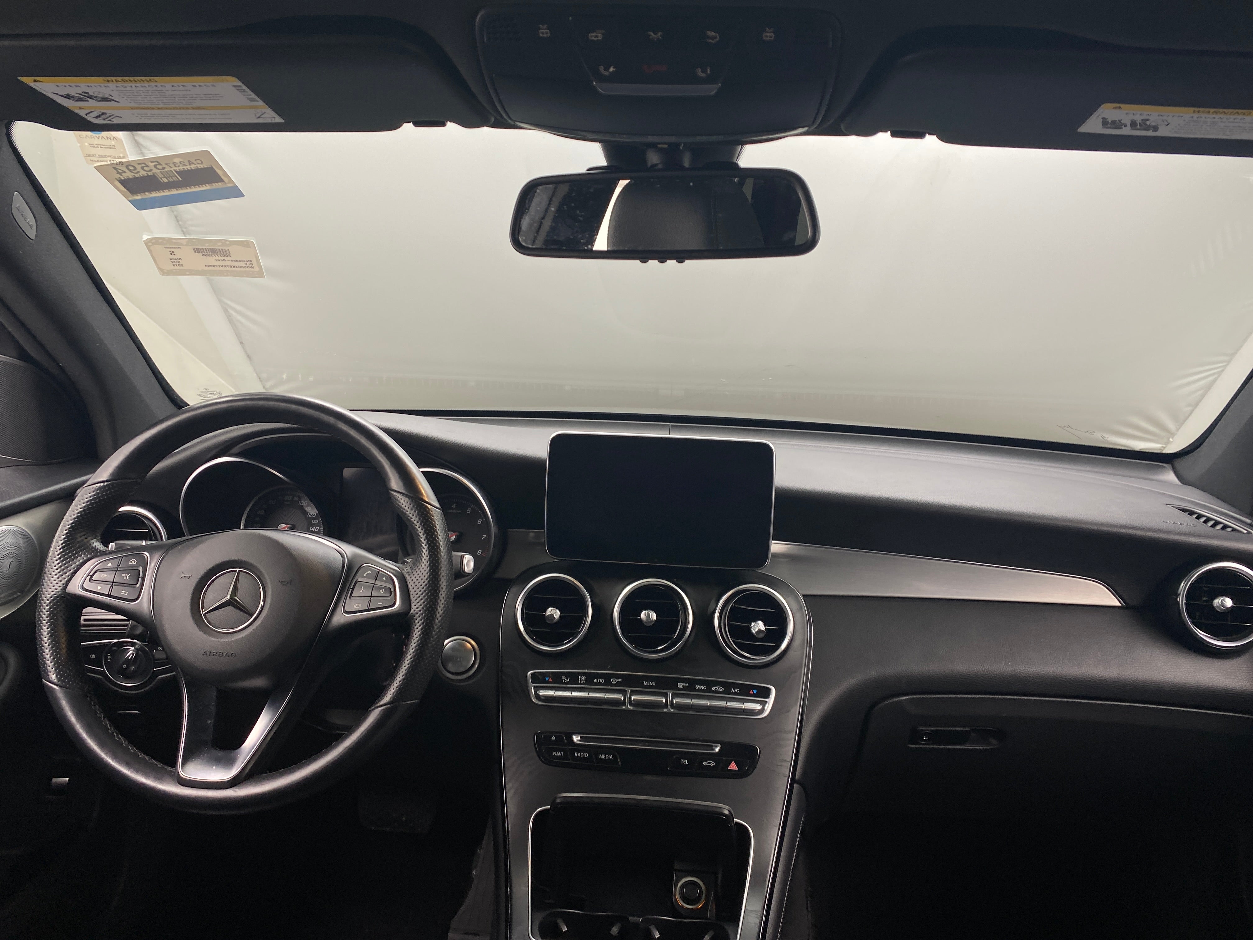 2019 Mercedes-Benz GLC 300 2