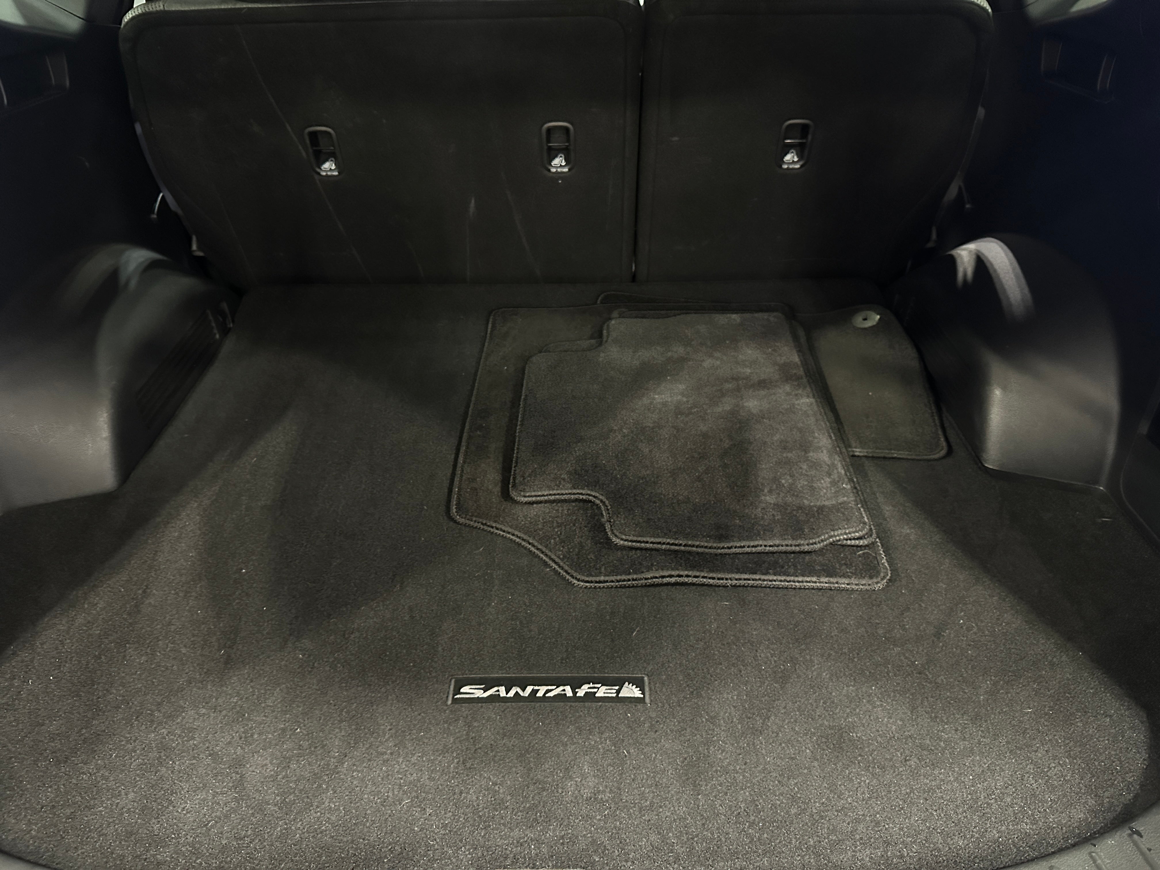 2022 Hyundai Santa Fe SEL 7