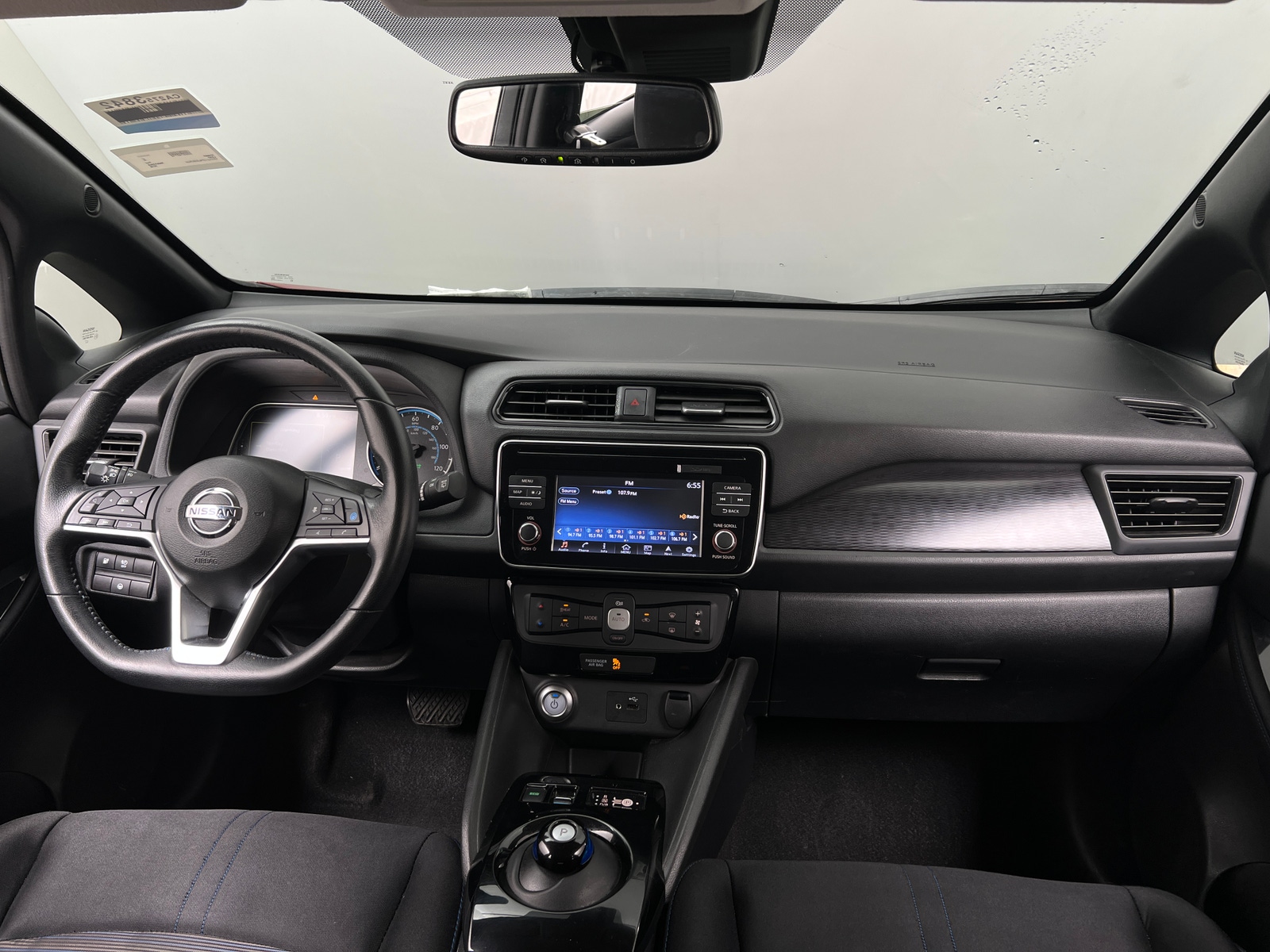 Thumbnail: 2018 Nissan Leaf - 3