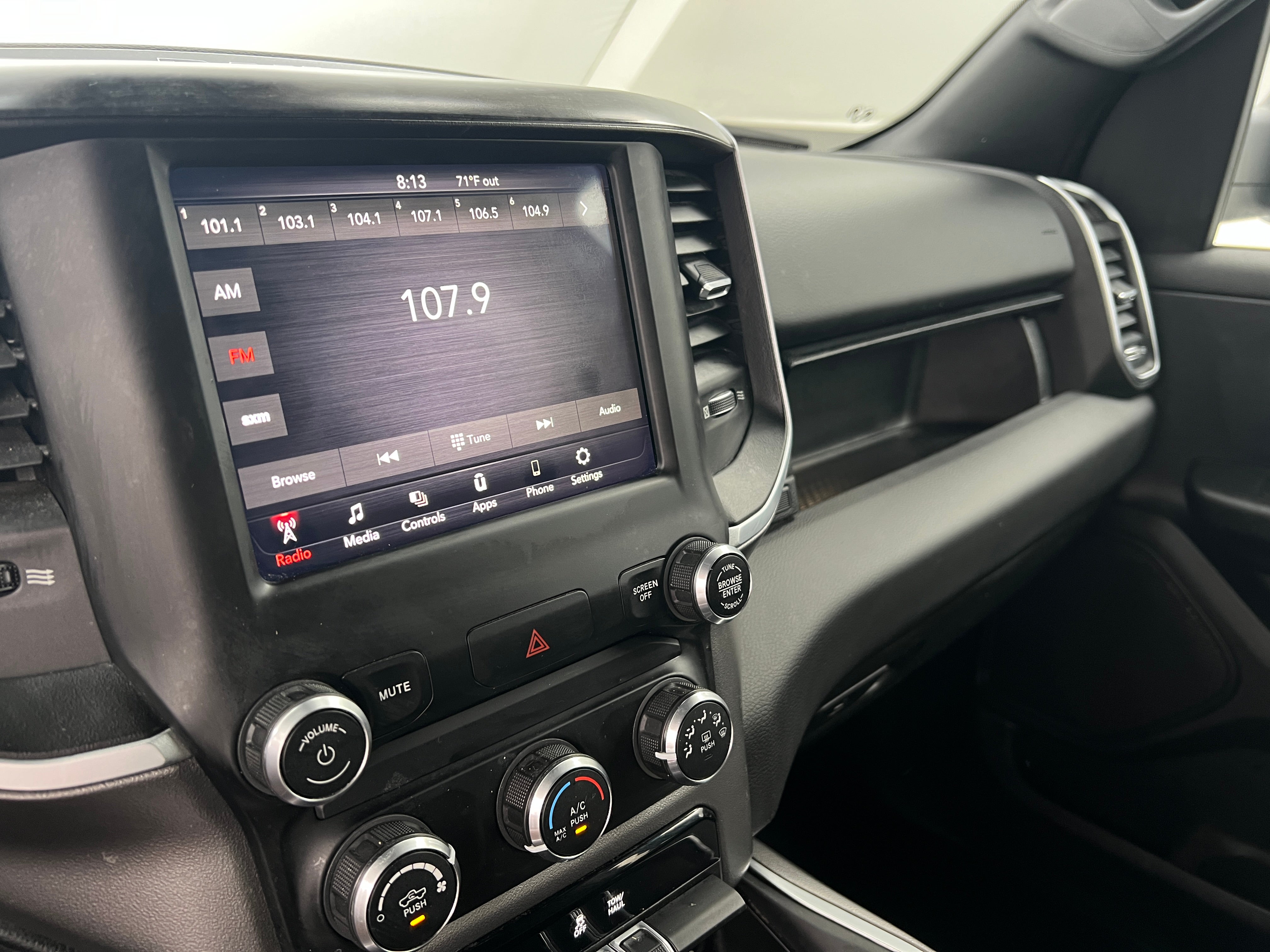 2019 RAM 1500 Big Horn 4