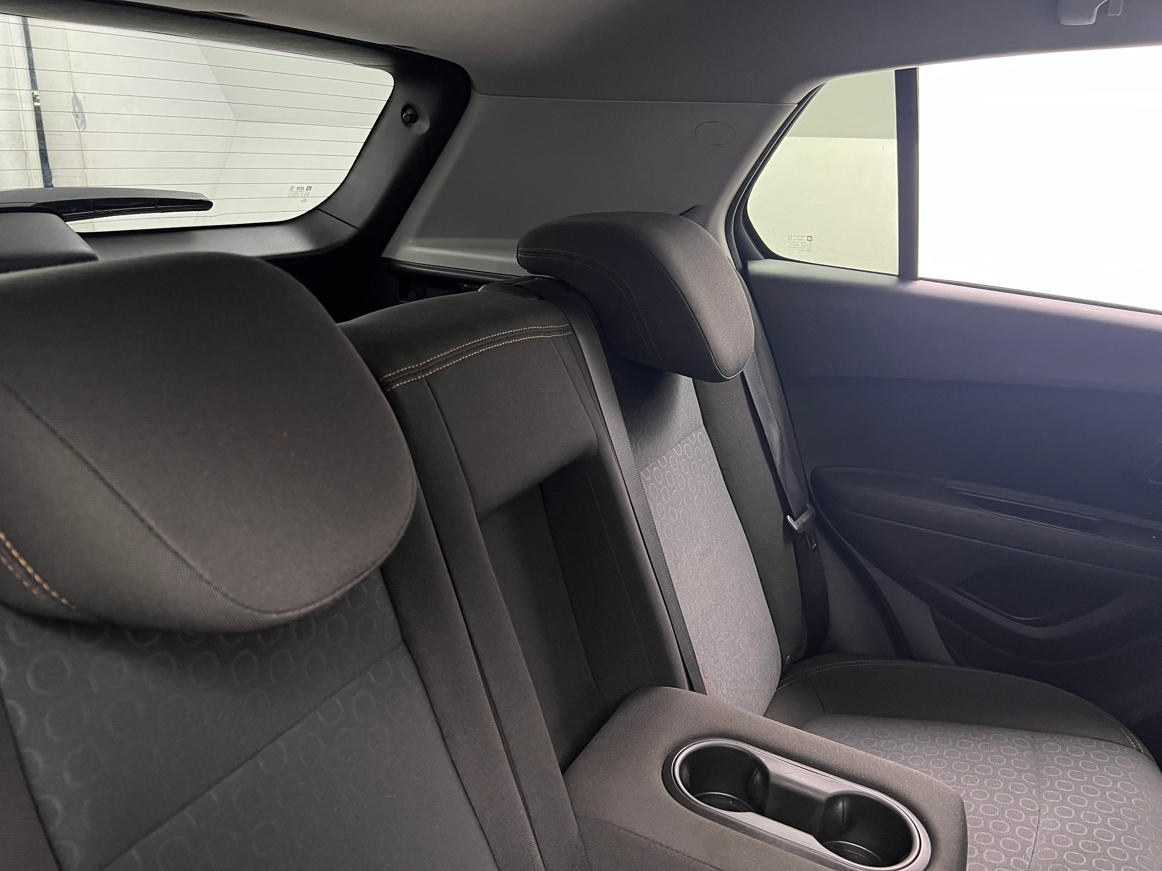2020 Chevrolet Trax LS 6