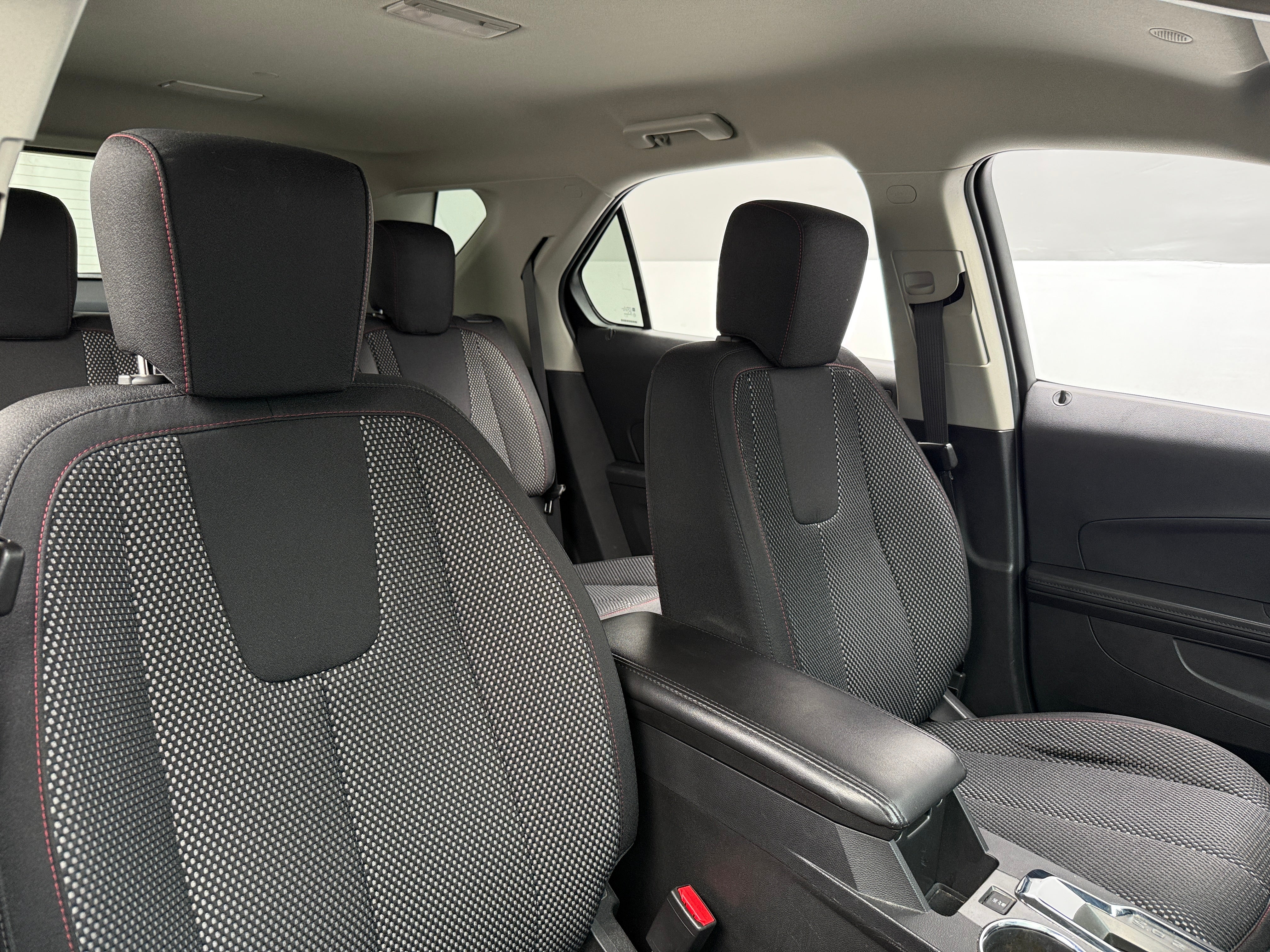 2016 Chevrolet Equinox LT 2