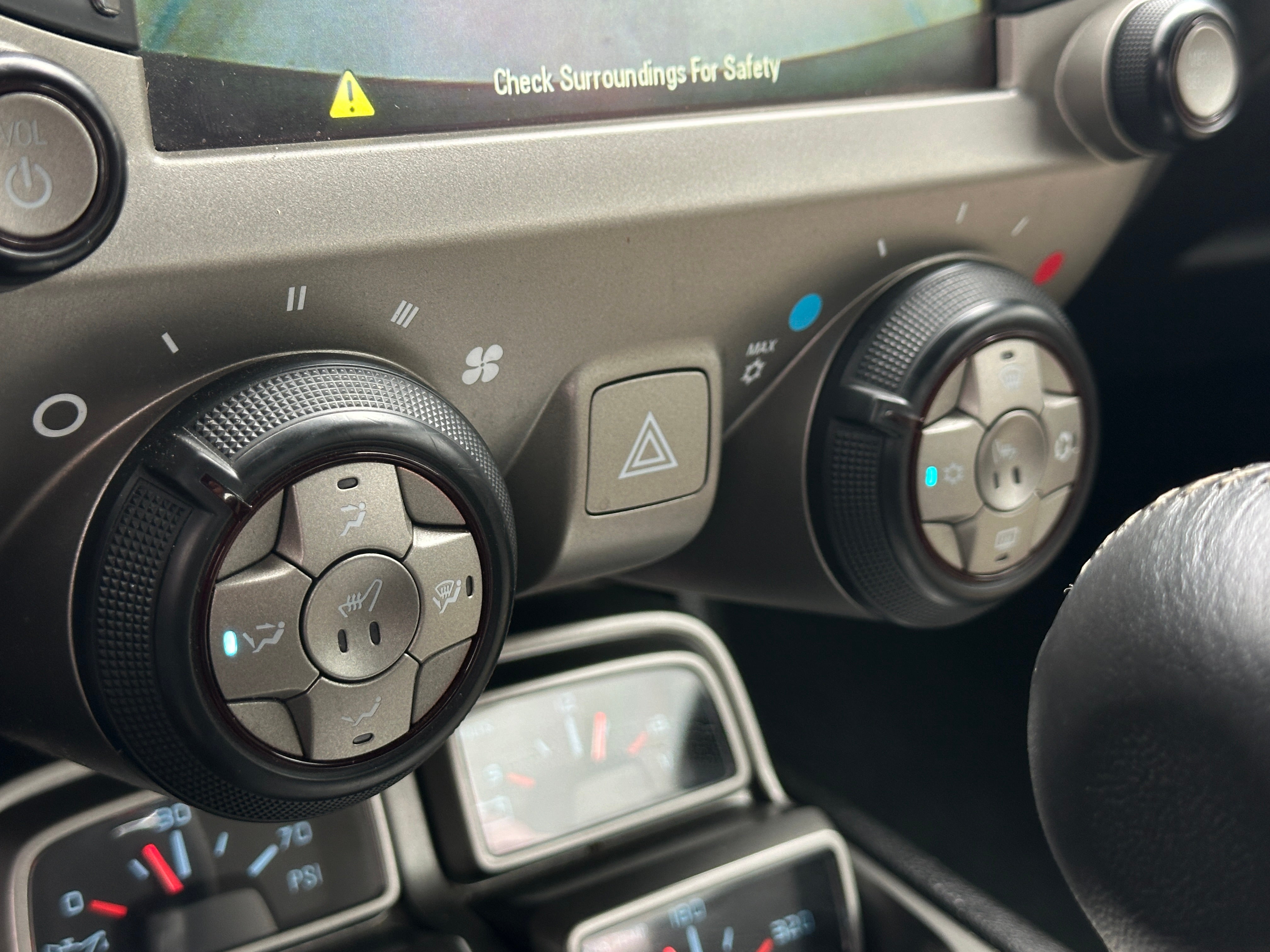2015 Chevrolet Camaro LT 3