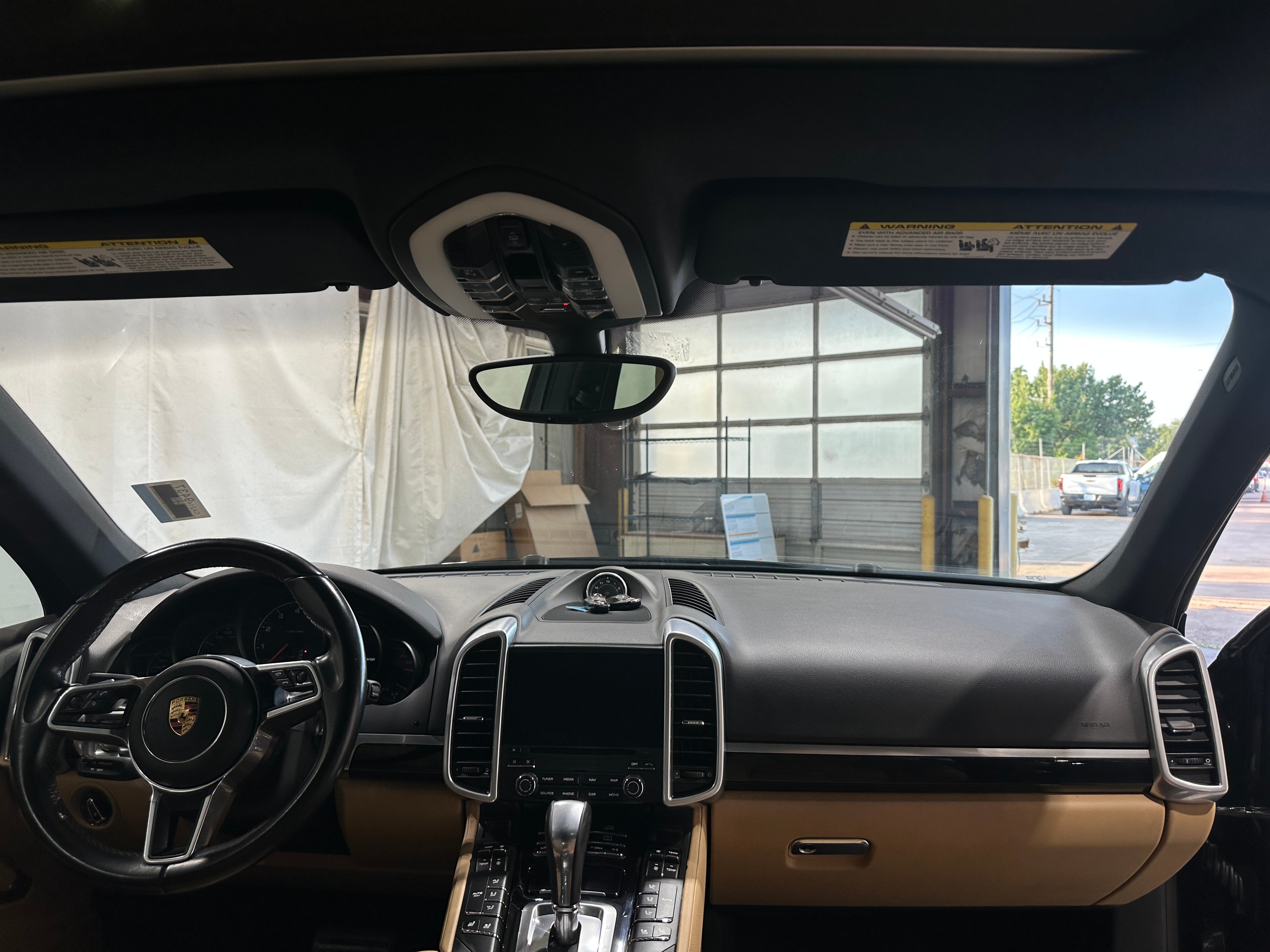 2017 Porsche Cayenne Base 2