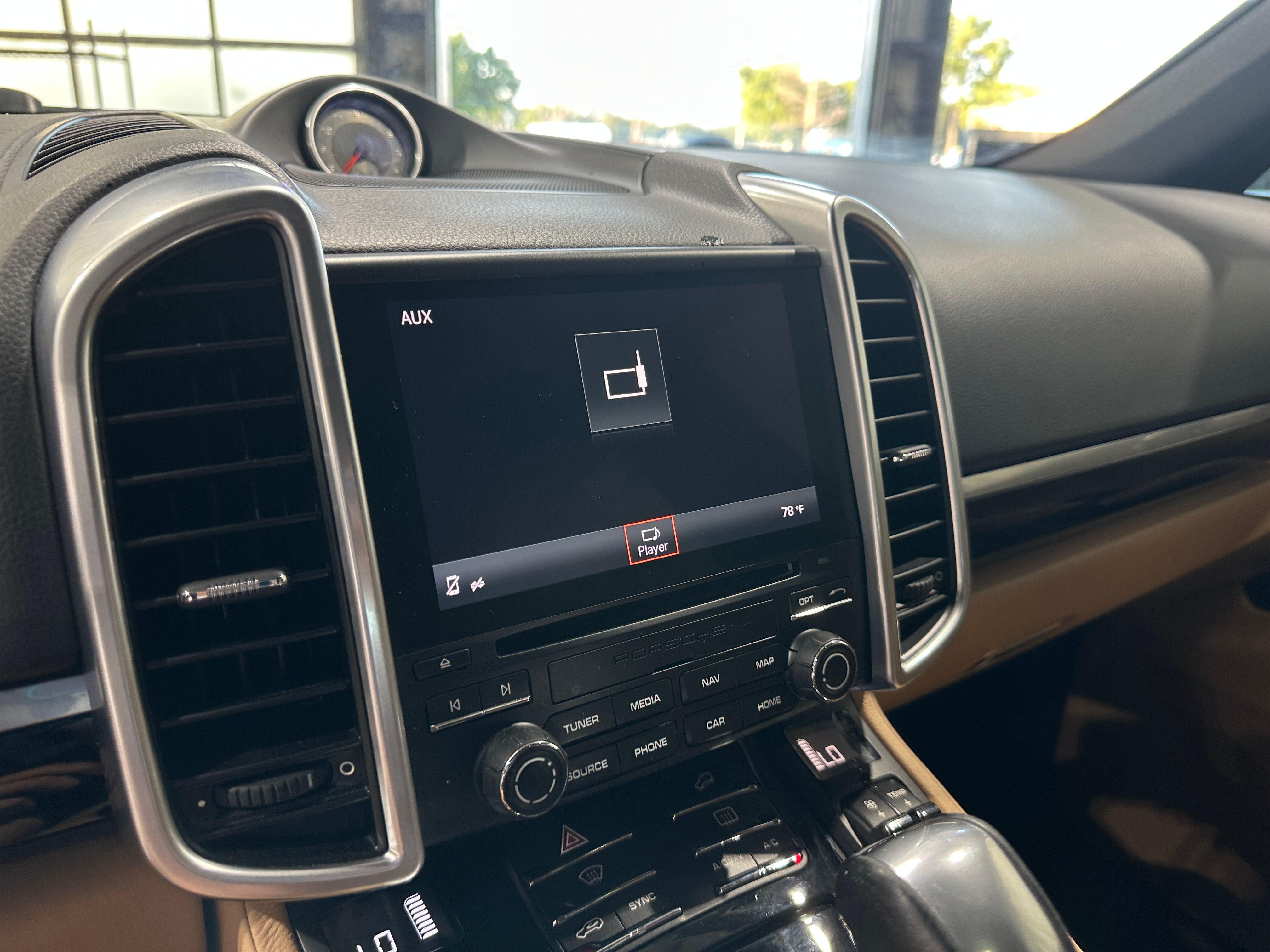 2017 Porsche Cayenne Base 3