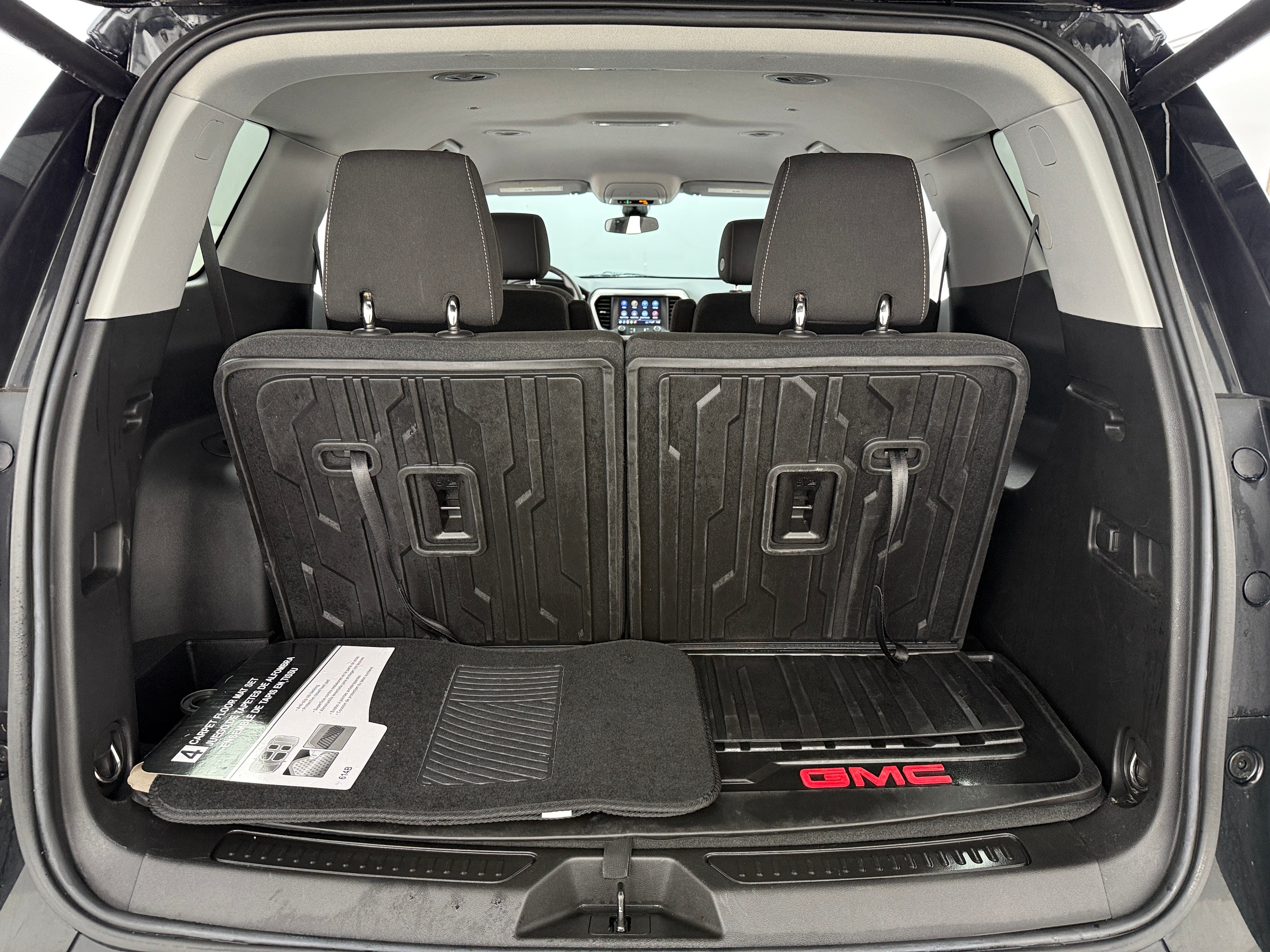2023 GMC Acadia SLE 7
