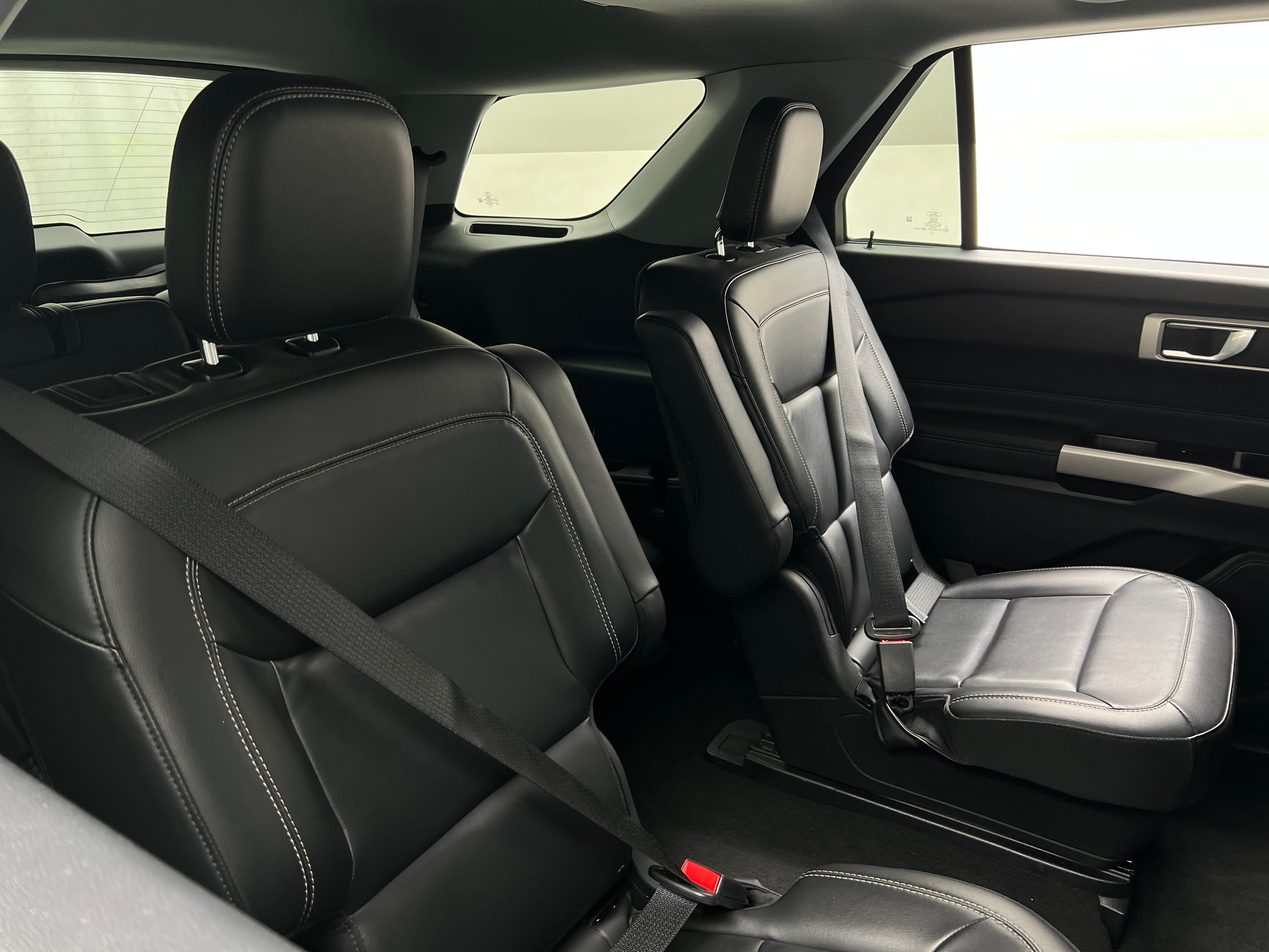 2023 Ford Explorer XLT 6