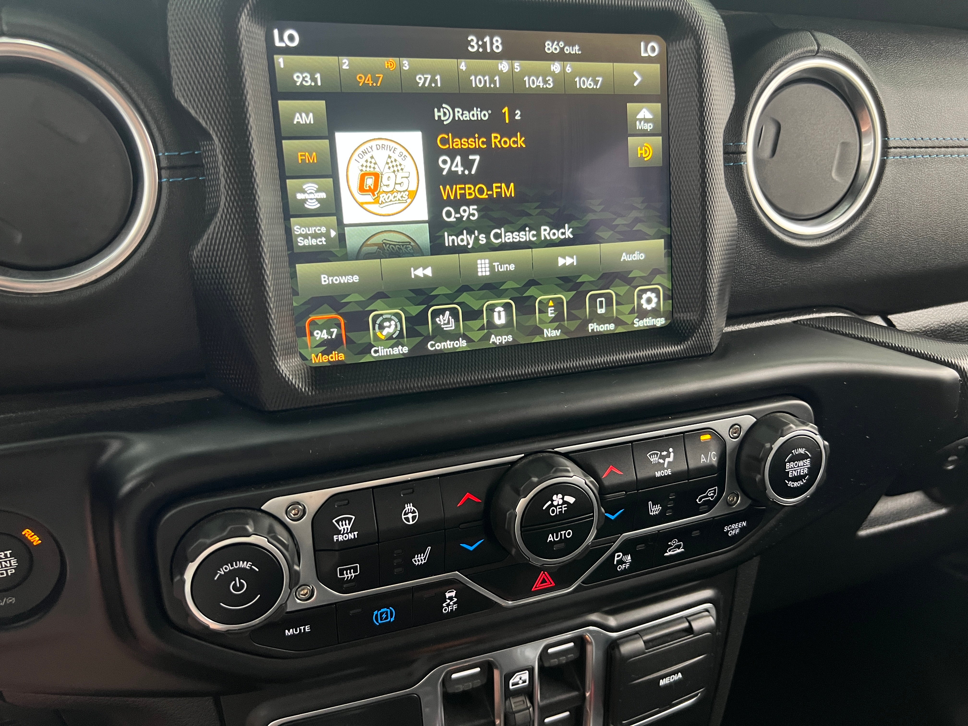 2022 Jeep Wrangler Unlimited Rubicon 4xe 3