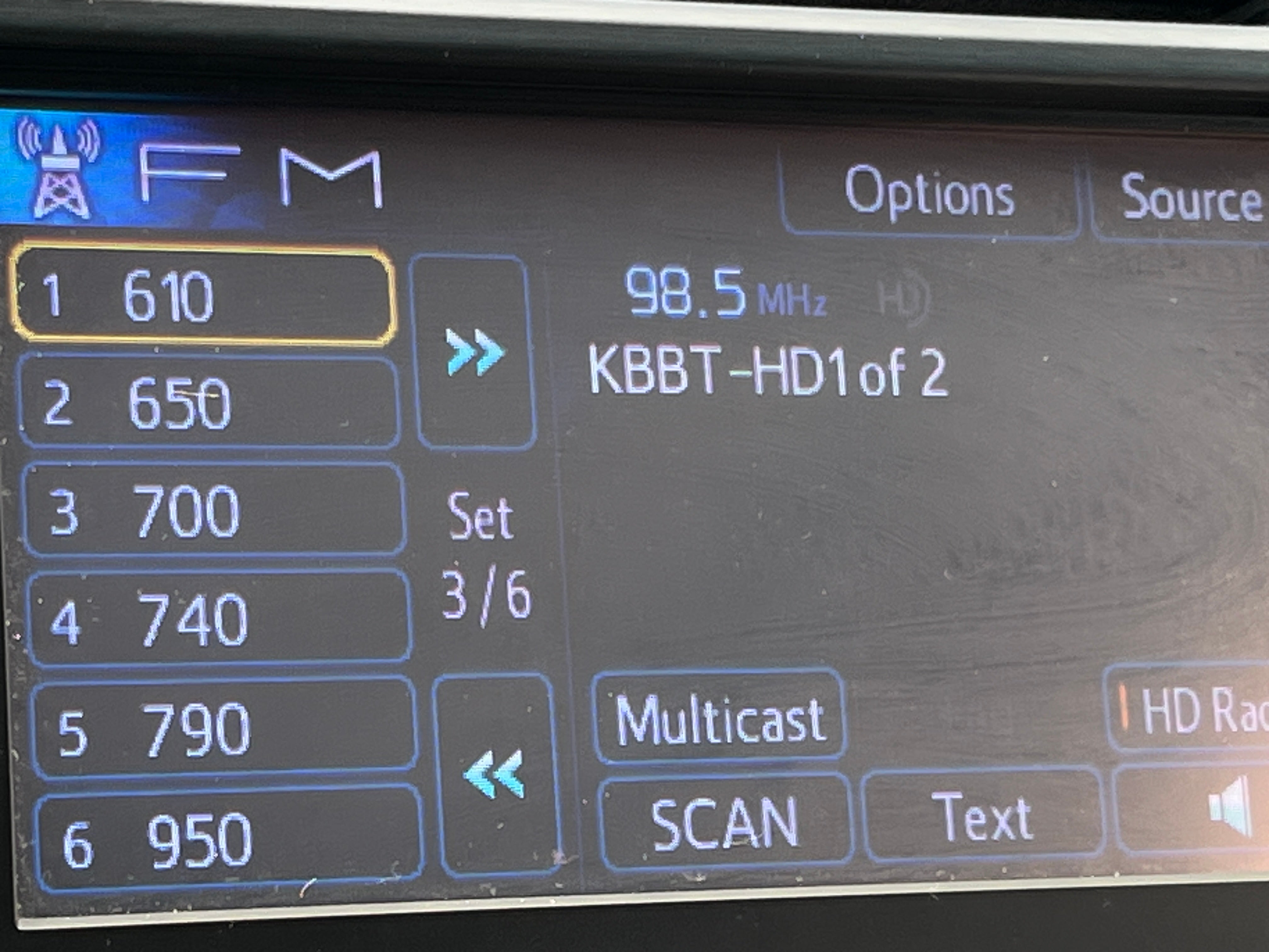 2013 Toyota Camry XLE 4