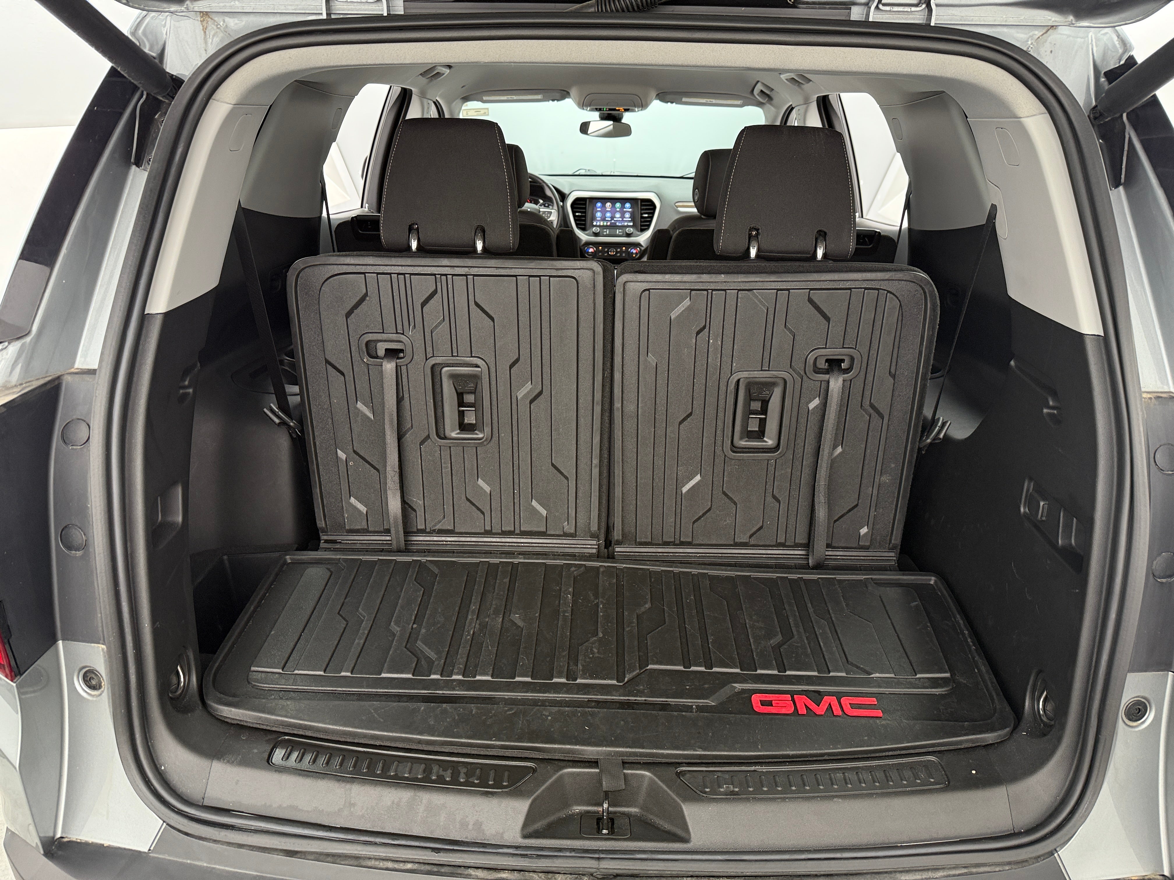 2023 GMC Acadia SLE 7