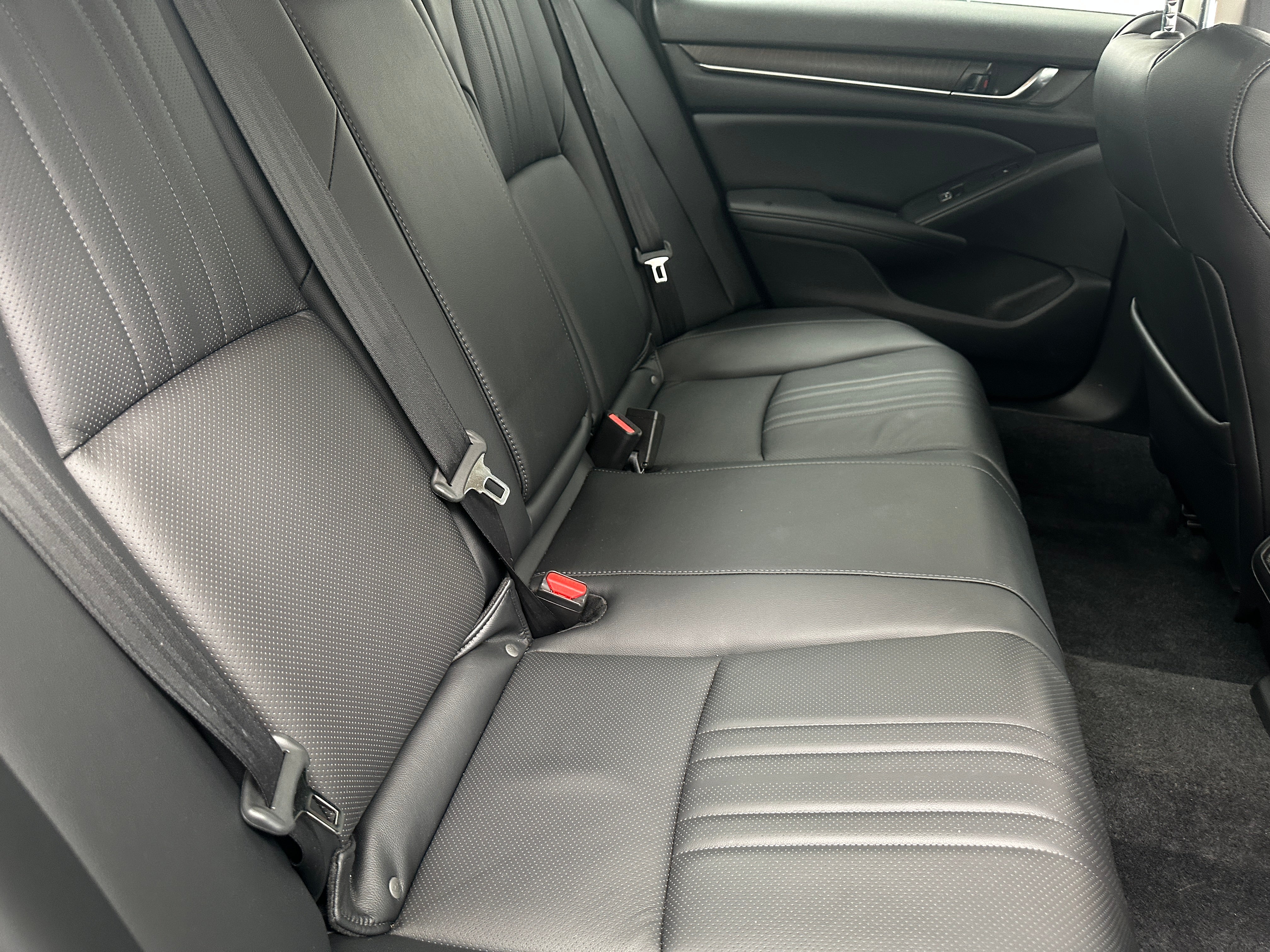 2022 Honda Accord Touring 5