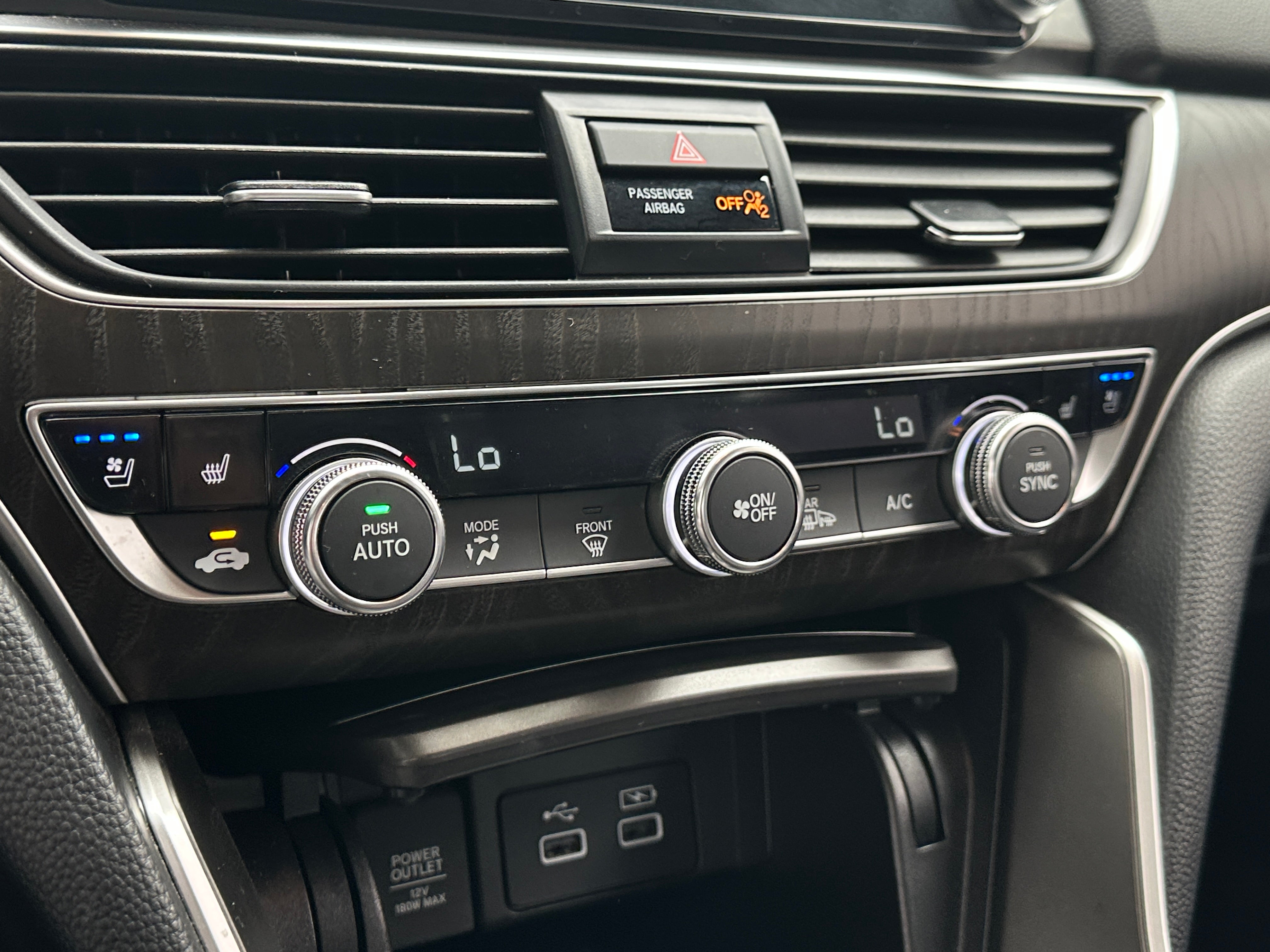 2022 Honda Accord Touring 3