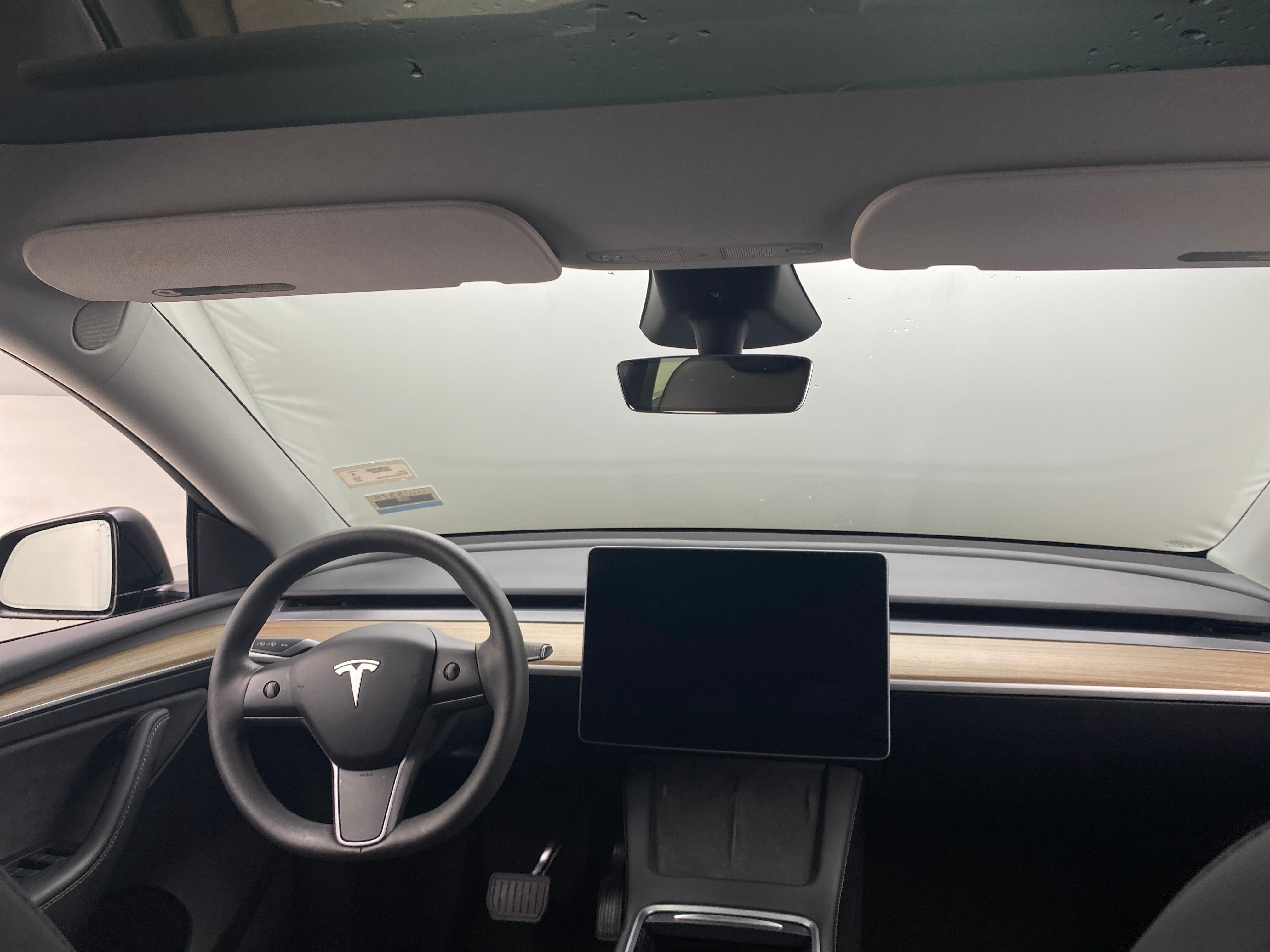 2024 Tesla Model Y Standard Range 2