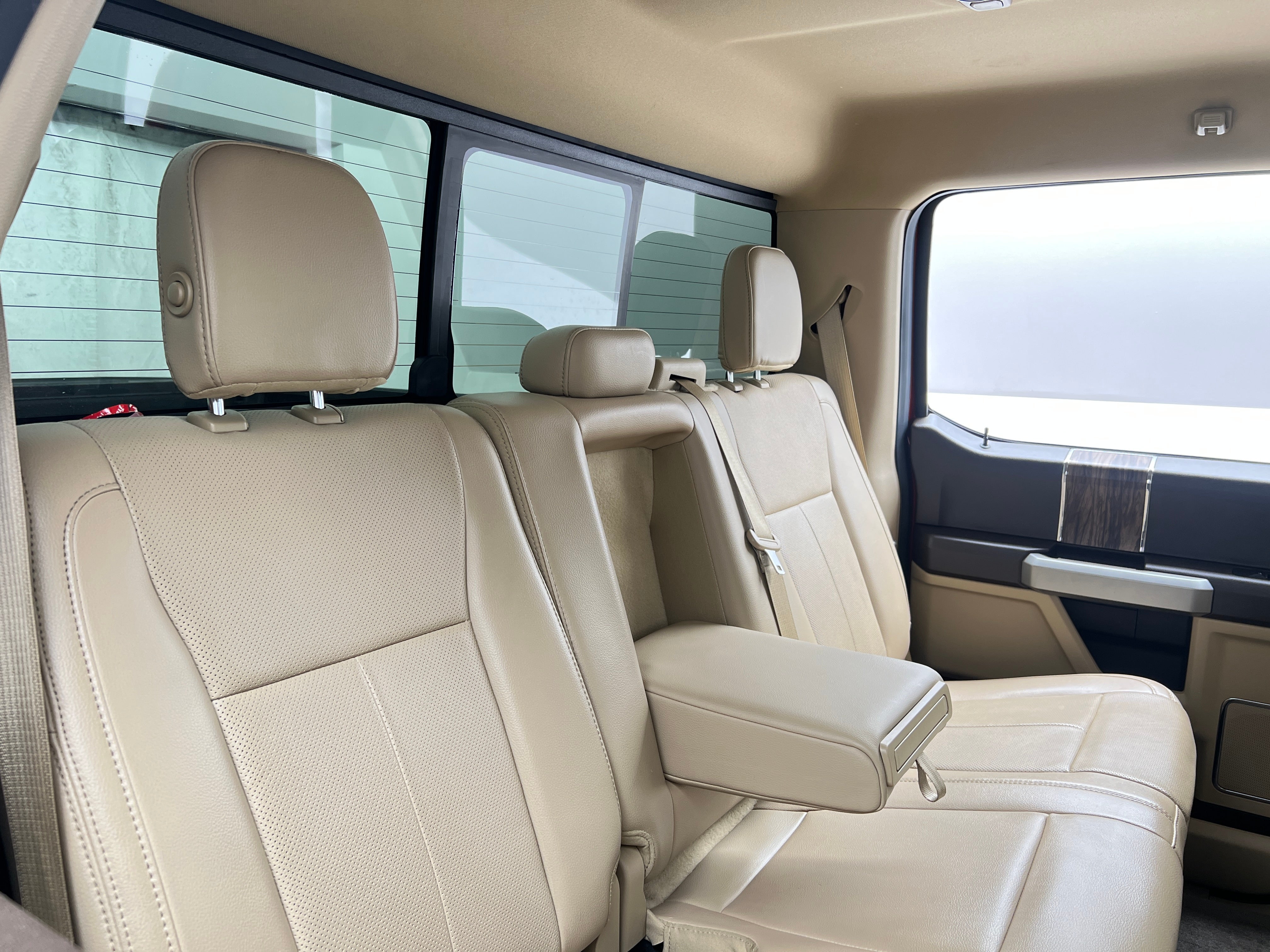 2018 Ford Econoline E-150 5