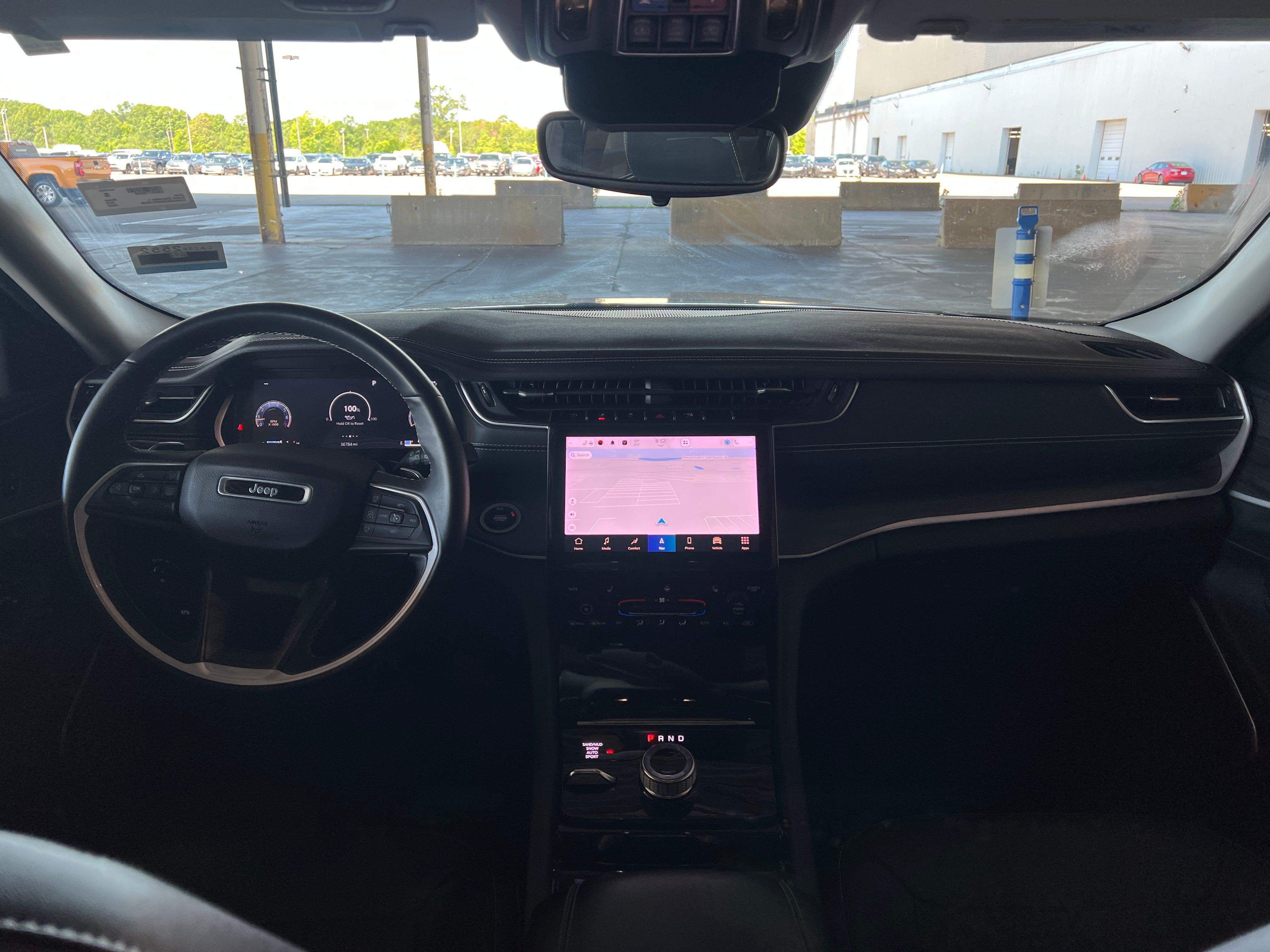 2022 Jeep Grand Cherokee L Limited Edition 2