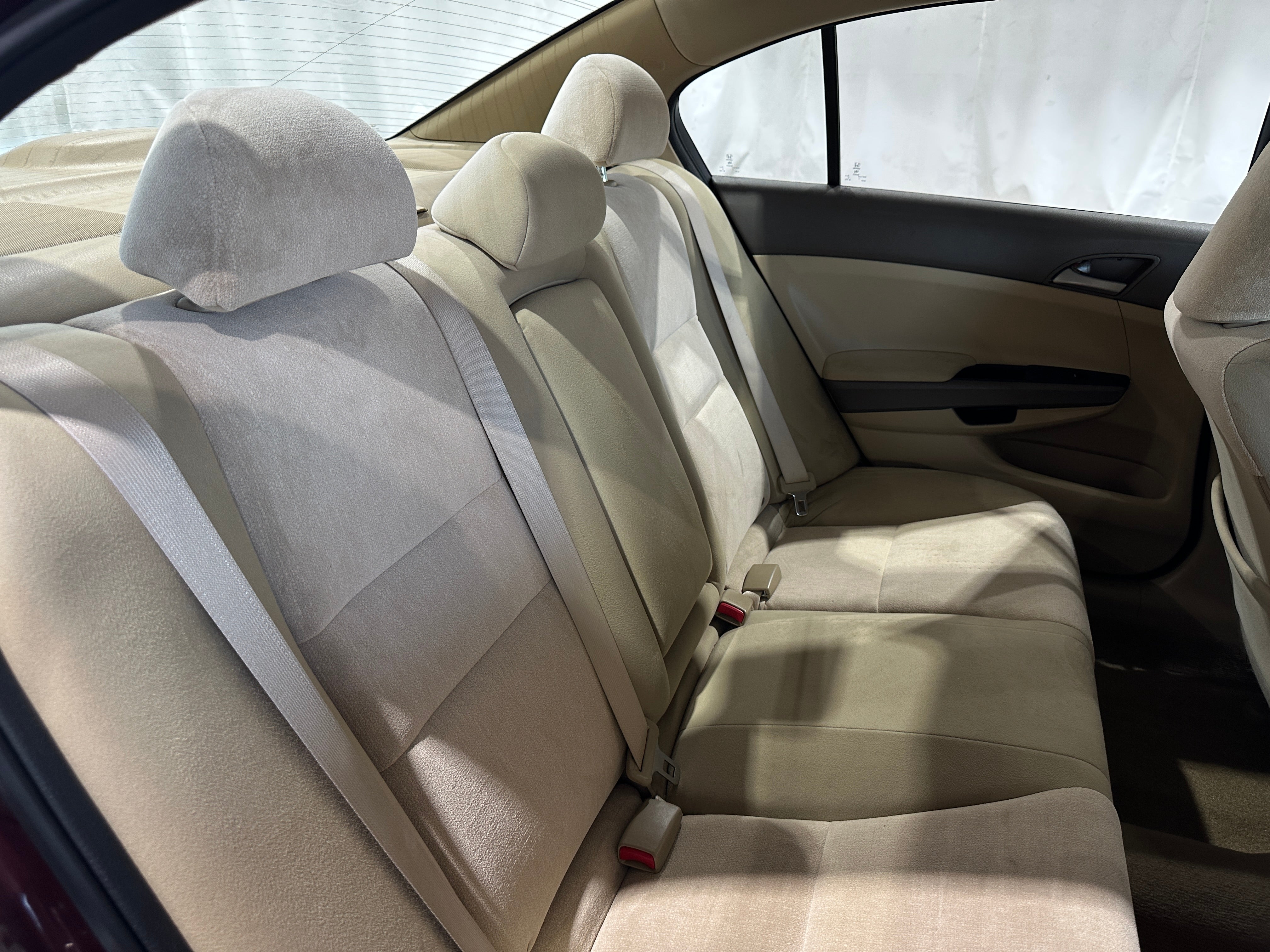 2010 Honda Accord LX-P 6