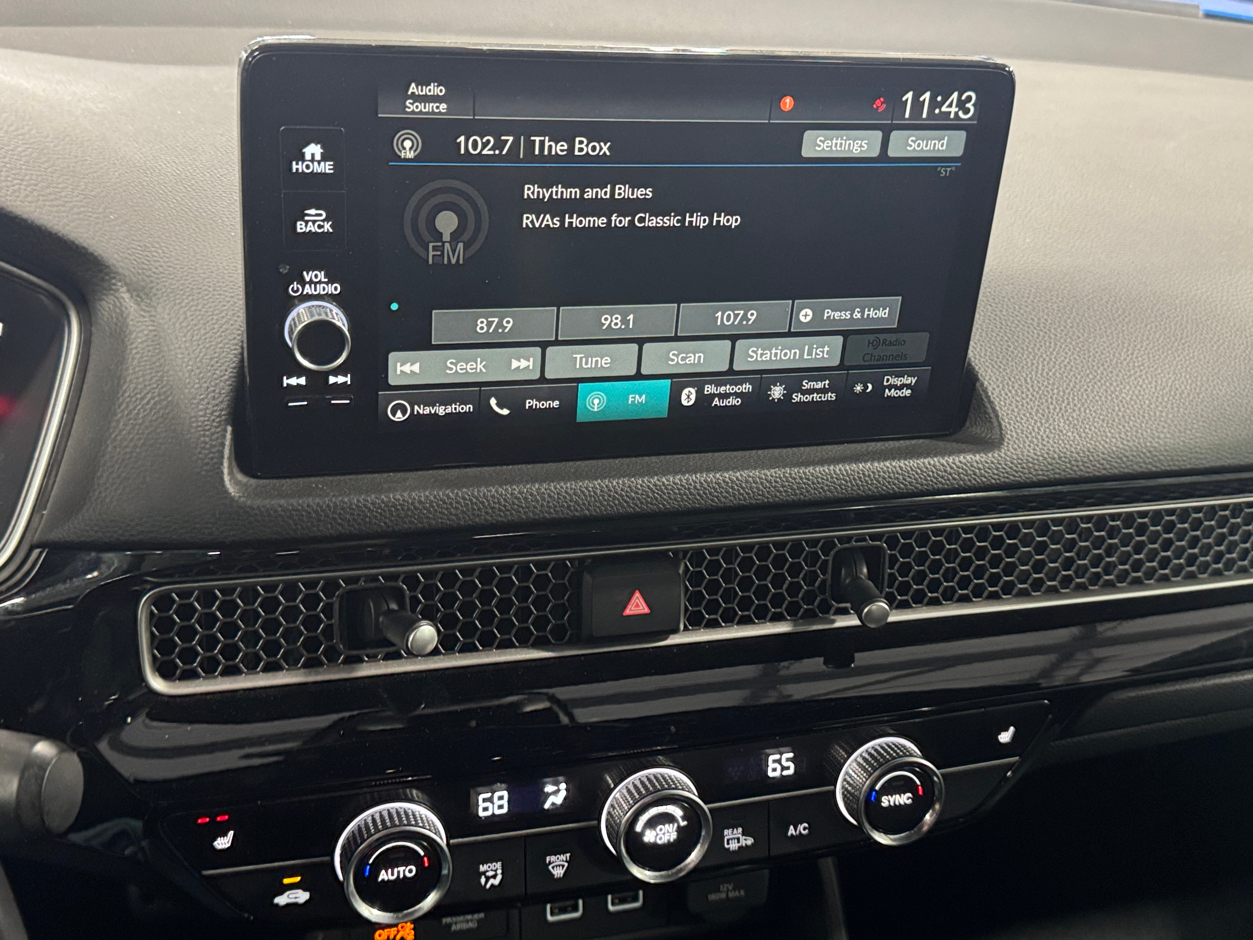 2022 Honda Civic Sport Touring 3