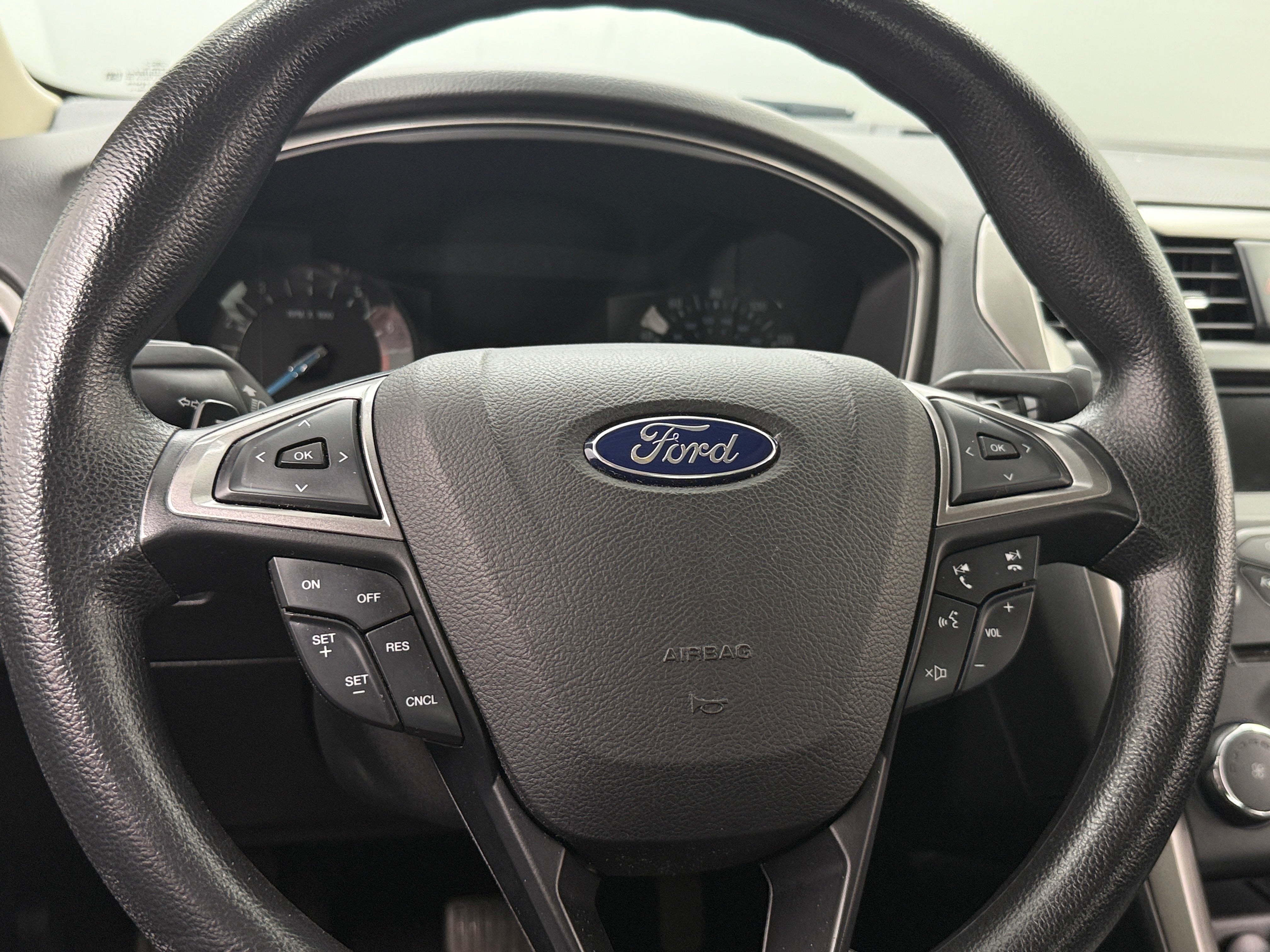 2017 Ford Fusion SE 5